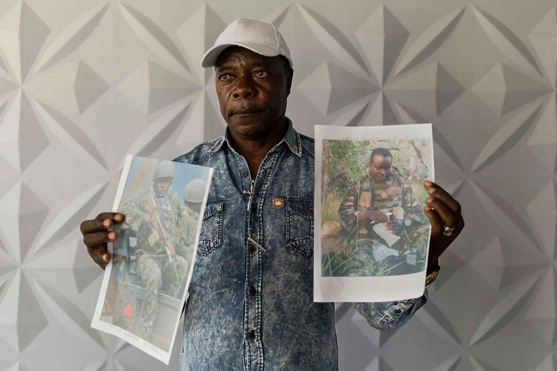 Charles Mutoka gedenkt in Nairobi seinem Sohn, der in Russlands Krieg fiel.