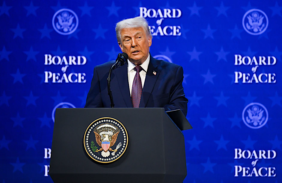 Unterzeichnung der Charta des „Board of Peace“ in Davos: US-Präsident Donald Trump spricht am 22. Januar 2026 beim Weltwirtschaftsforum (WEF) in Davos.
