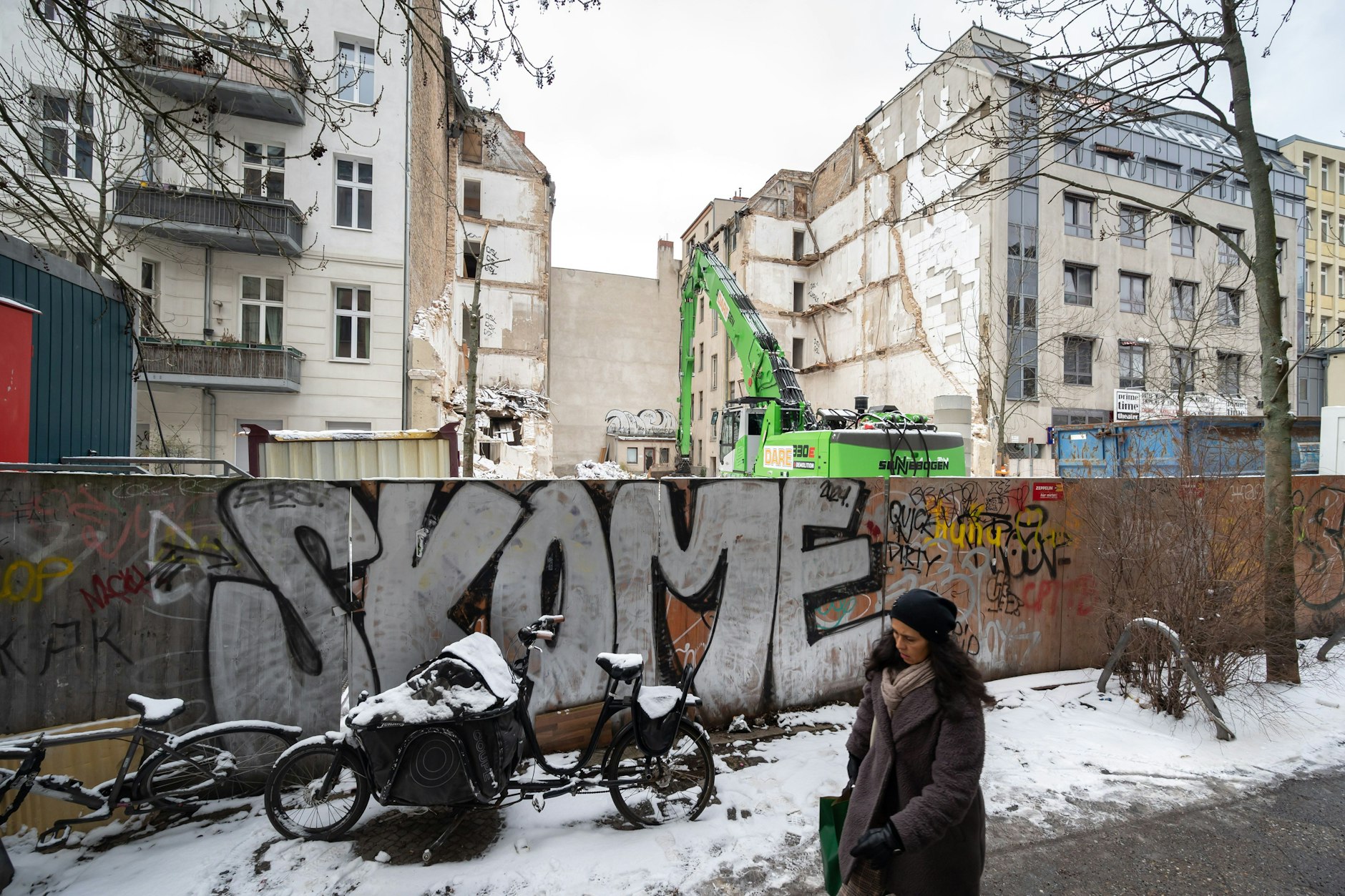 Der ganze Kiez leidet seit Jahren unter einer Sperrung wegen einer einsturzgefährdeten Ruine.