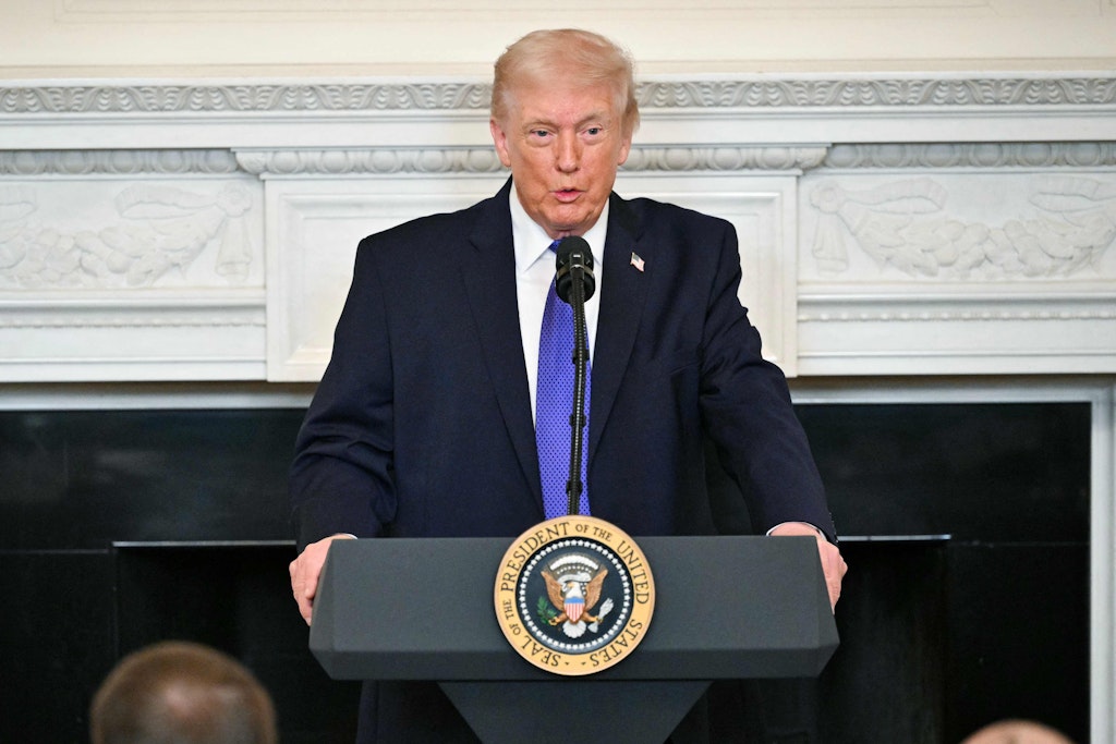 Nach Urteil von Supreme Court: Trump kündigt neuen weltweiten Zoll von 10 Prozent an