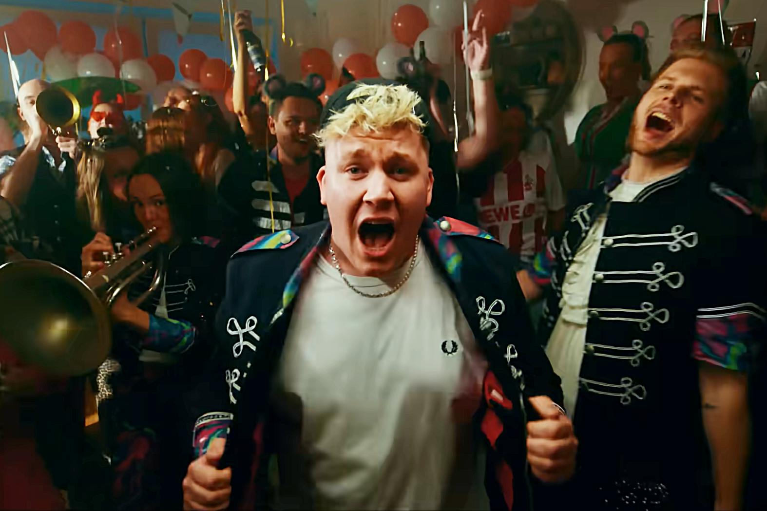 Der Superhit Karnevalsmaus der Band DRuckluft hat es auf den ersten Platz der Singlecharts in Deutschland geschafft.