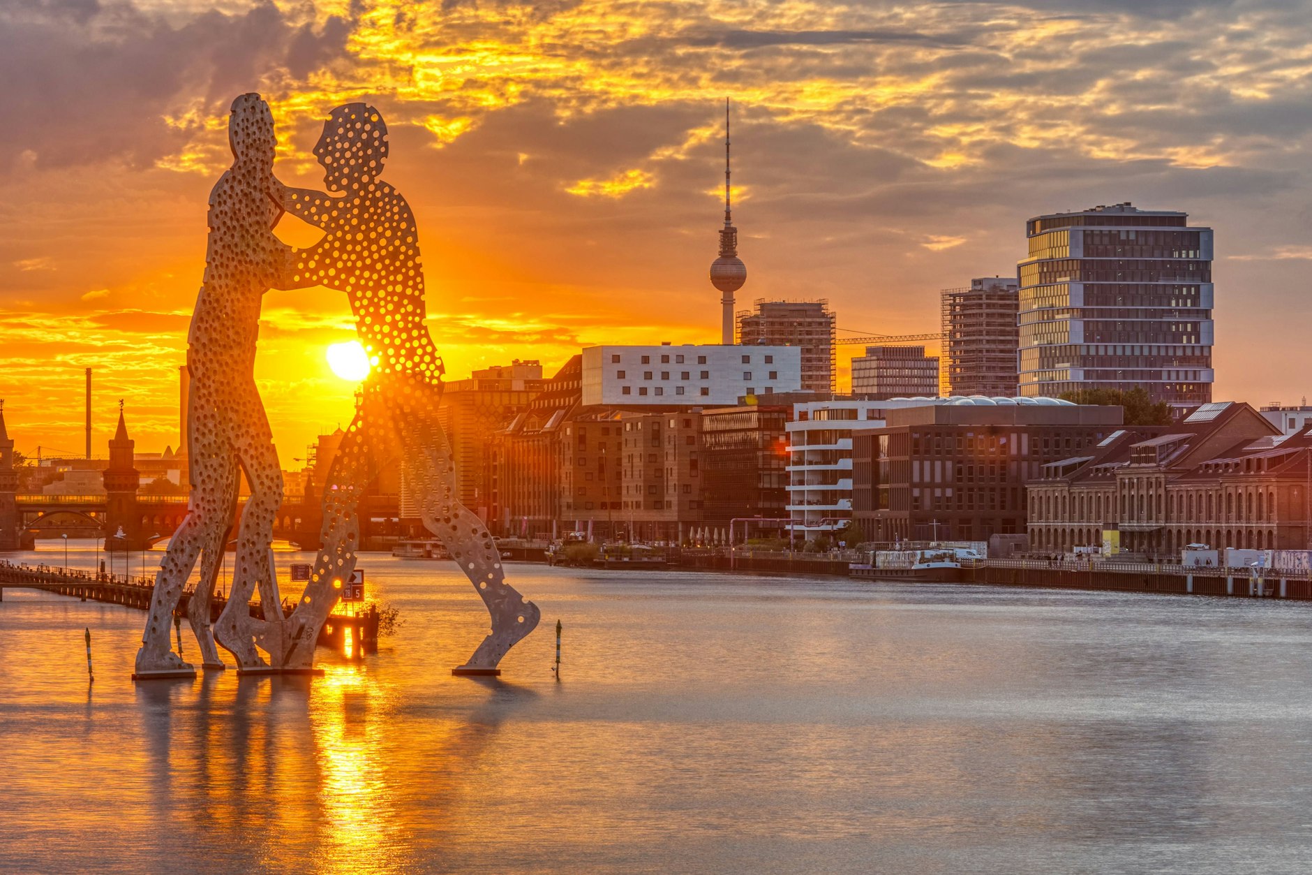 Die Sonne wird sich in Berlin in der kommenden Woche wieder zeigen, er Winter ist vorbei. Dafür zuständig ist der Jetstream, der uns warme Luftmassen nach Deutschland schleust.