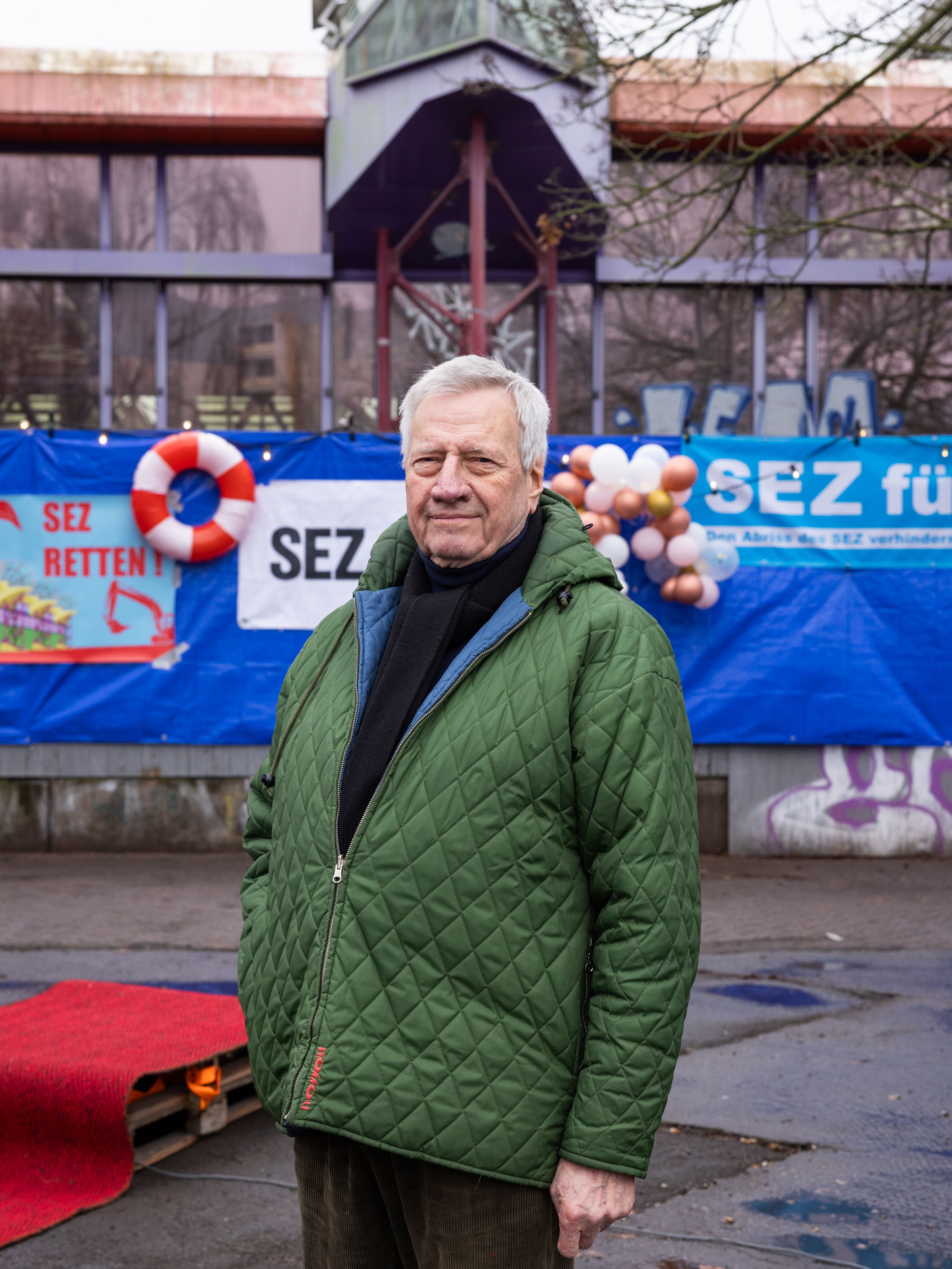 DDR-Erinnerungen einfach wegradiert?  Warum das SEZ für viele Ostdeutsche mehr ist als Beton