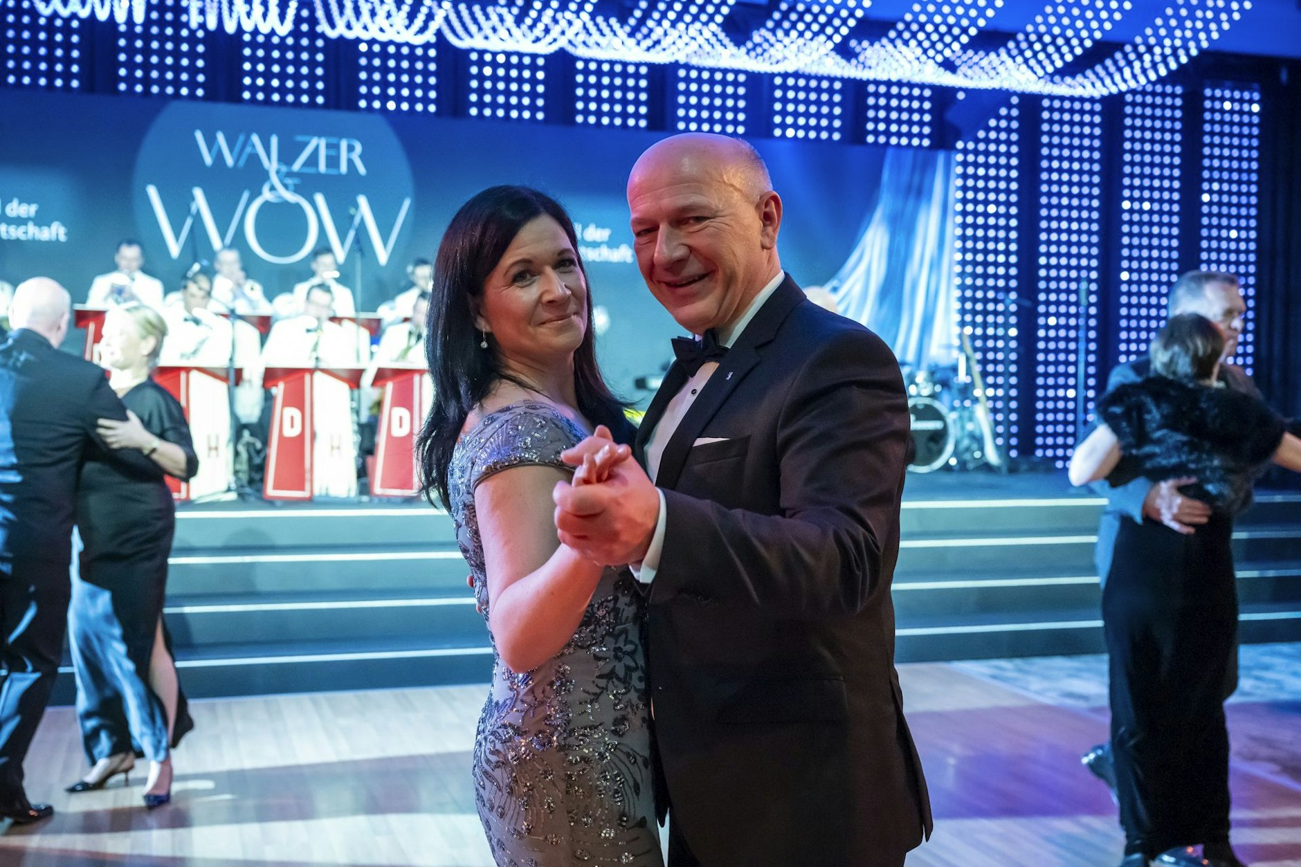 Kai Wegner und seine Partnerin Katharina Günther-Wünsch auf dem 74. Wirtschaftsball des VBKI am 21. Februar 2026.