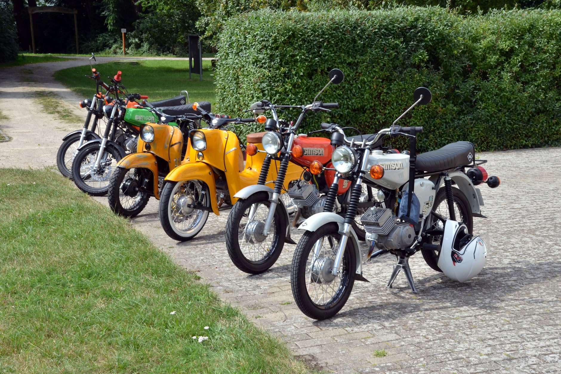 Die drei erfolgreichsten Reiohen von Simson: die S 51, die Schwalbe und die S 50.