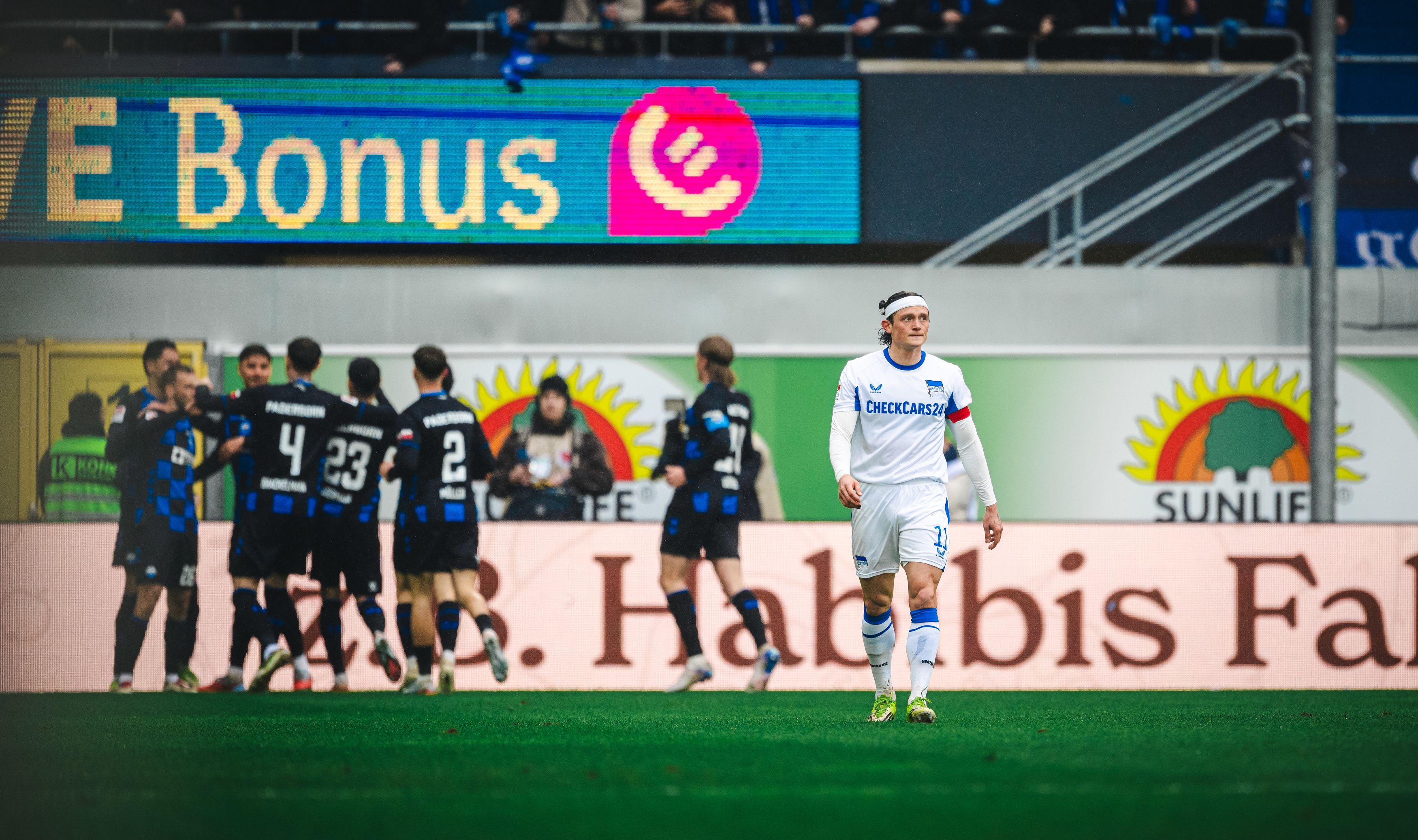 Tschüss Aufstieg! Hertha blamiert sich in Paderborn