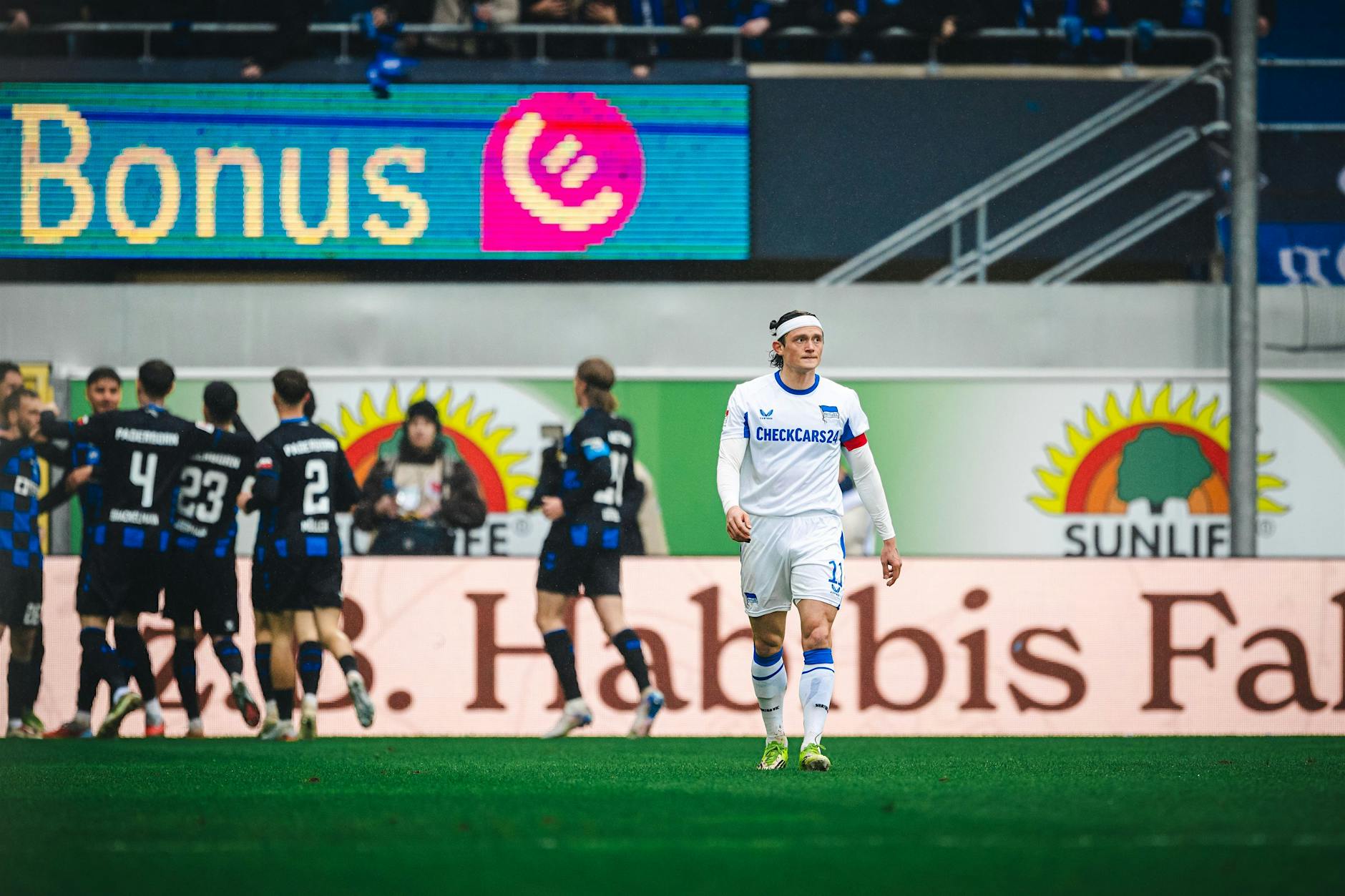 Tschüss Aufstieg! Hertha blamiert sich in Paderborn