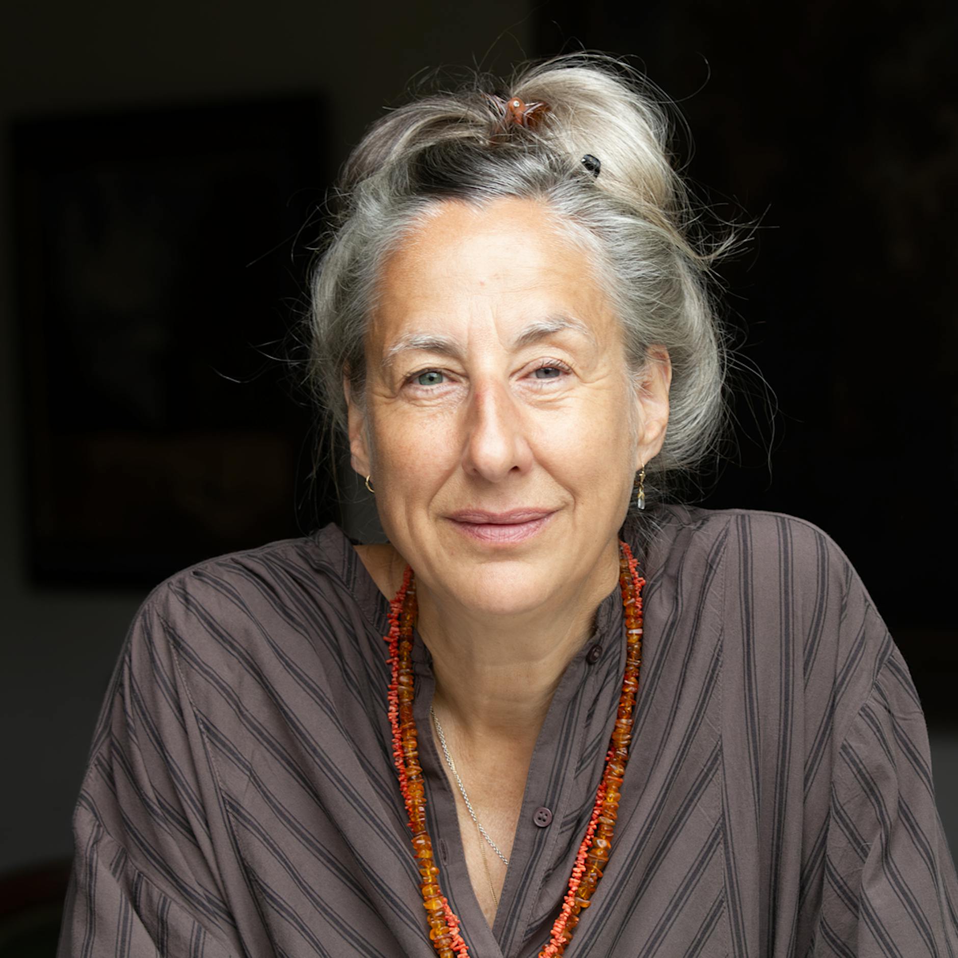 Judith Hermanns Reise ins familiäre Dunkel macht persönliche und historische Brüche sichtbar