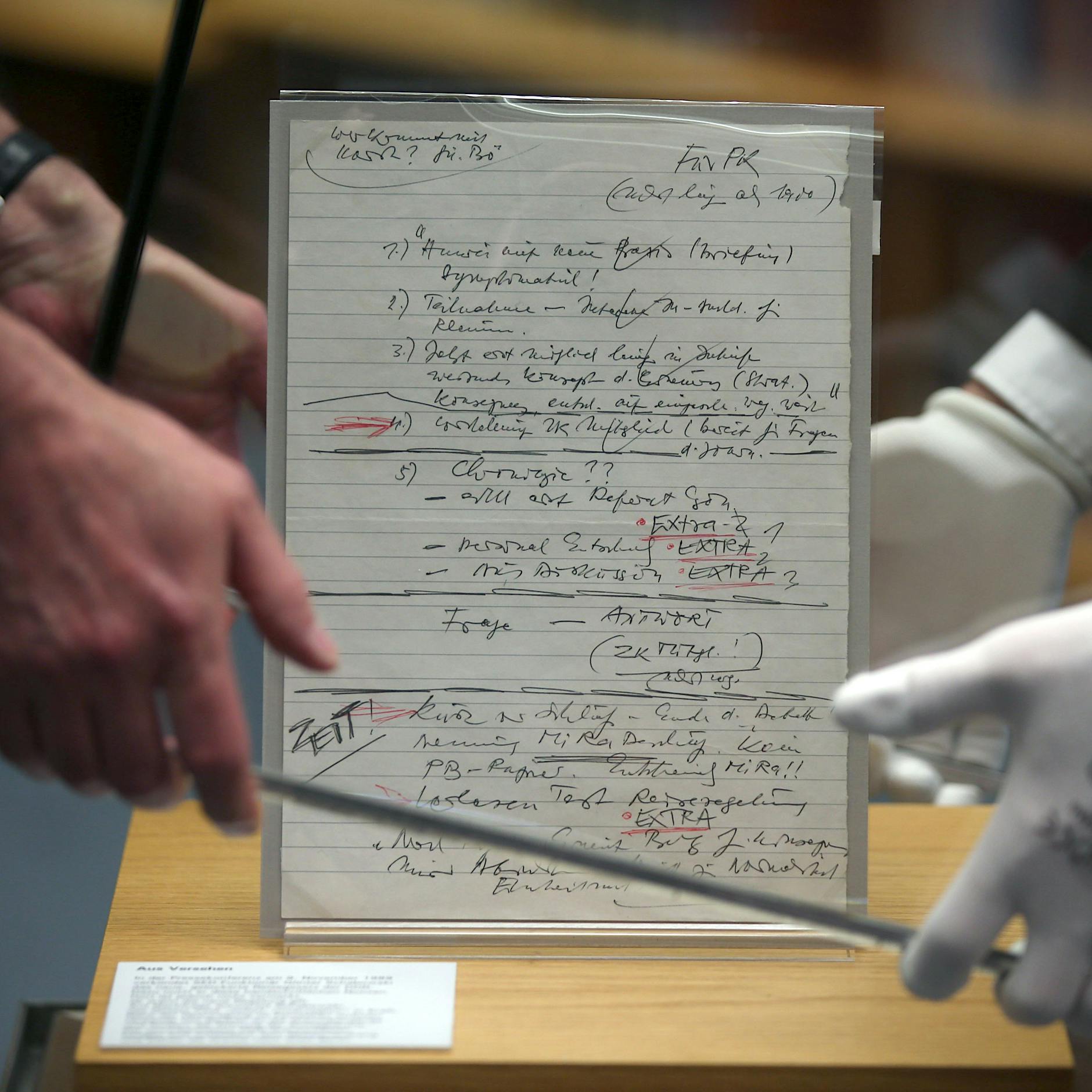 Streit um Schabowski-Zettel: Bundesverwaltungsgericht verhandelt um DDR-Geschichte