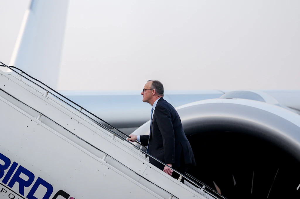 Späte China-Reise, große Erwartungen: Der Kanzler zwischen Wirtschaft und Misstrauen