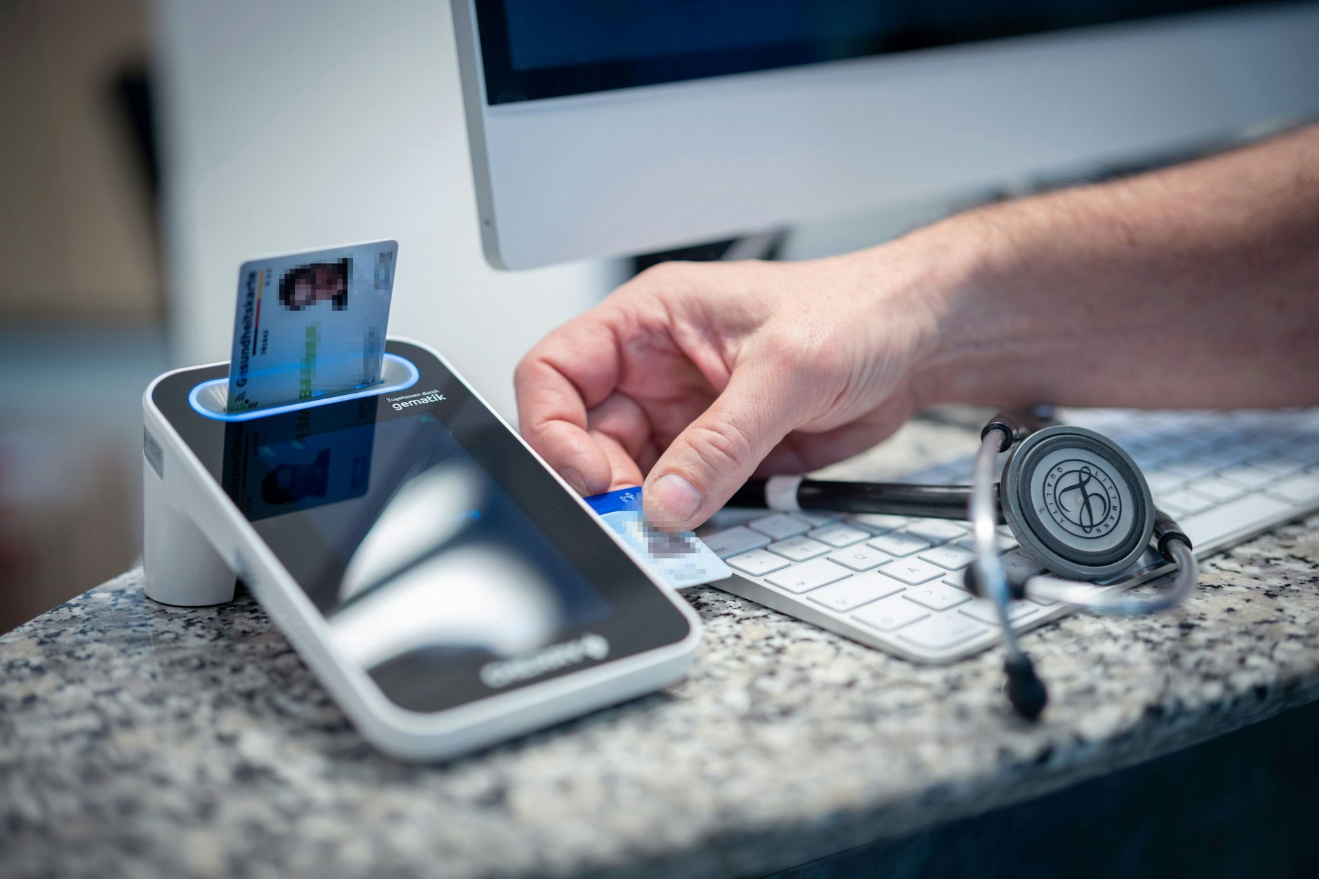 Der Vorstandsvorsitzende der KBV fordert die Streichung sämtlicher freiwilligen Leistungen.