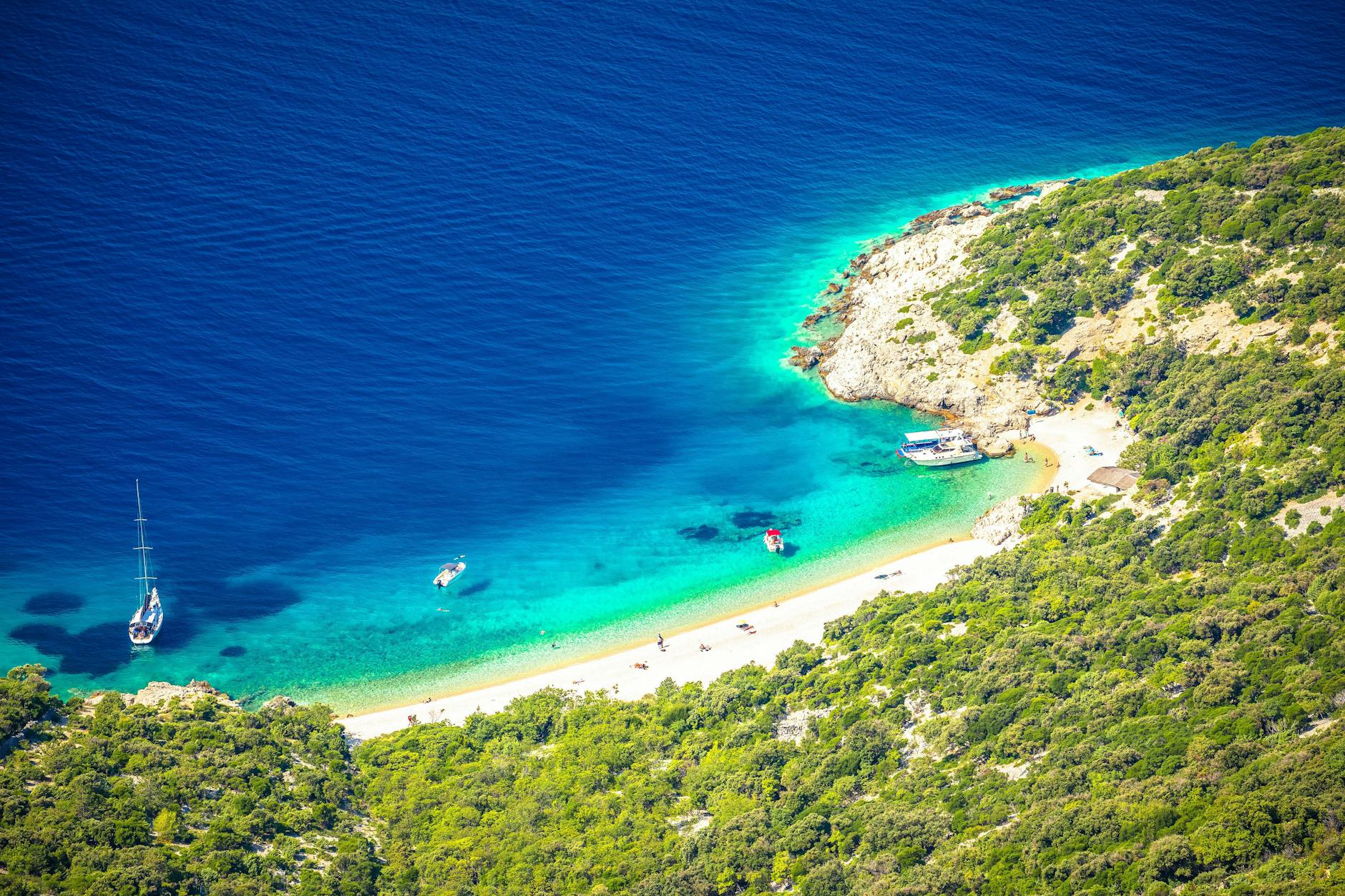 Die kroatische Insel Cres ist ein Urlaubsparadies
