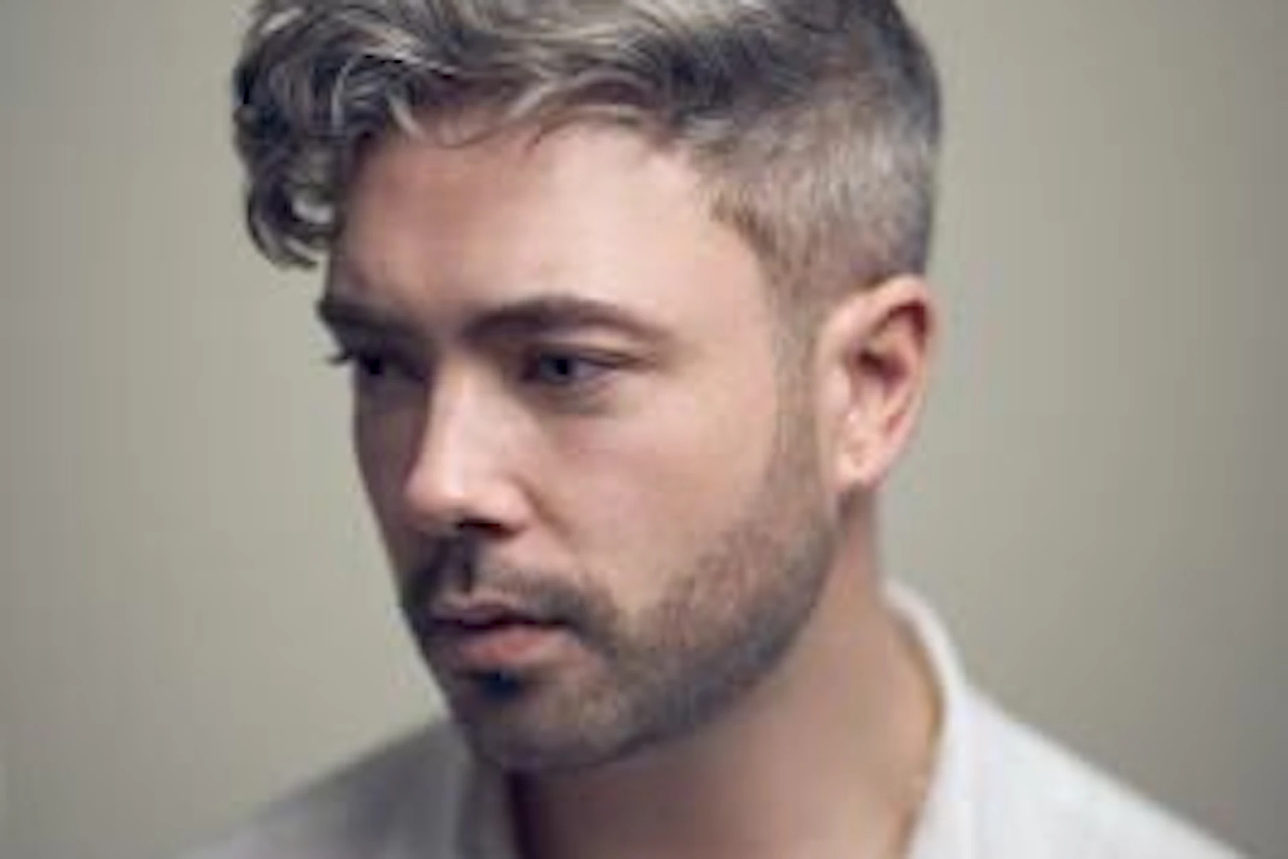 Der Dichter und Romancier Seán Hewitt