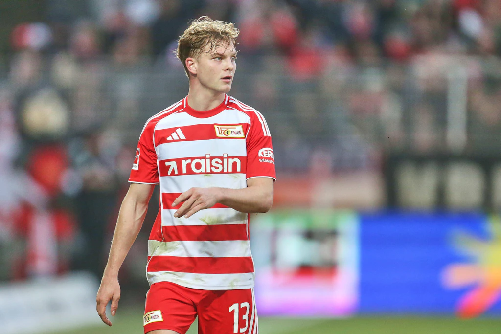 András Schäfer bir sonraki “kıçına tekme” atmakla tehdit mi ediliyor?