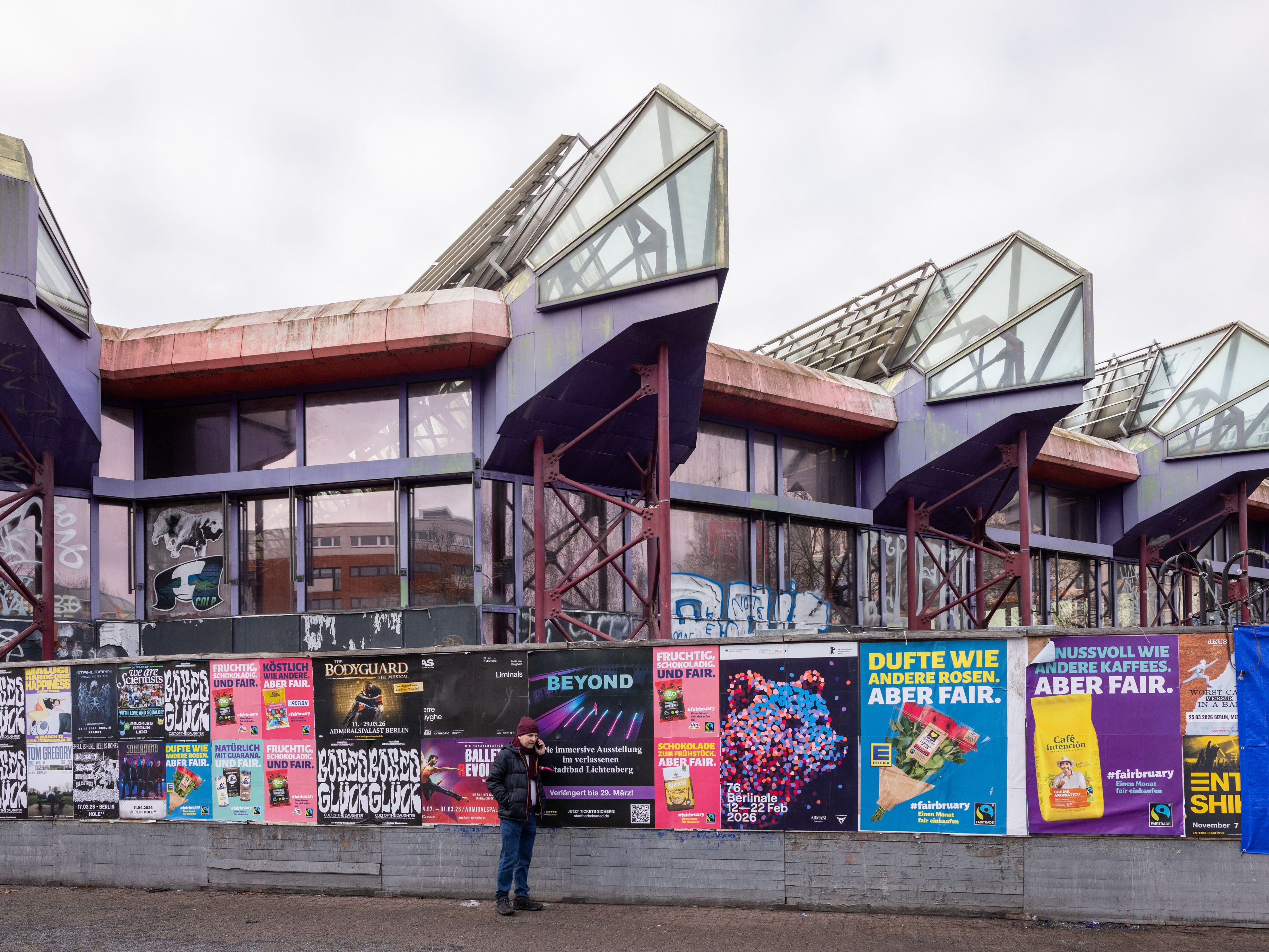Abrissdrama ums SEZ: Können vier Hochhäuser die Sportstätte in Friedrichshain retten?