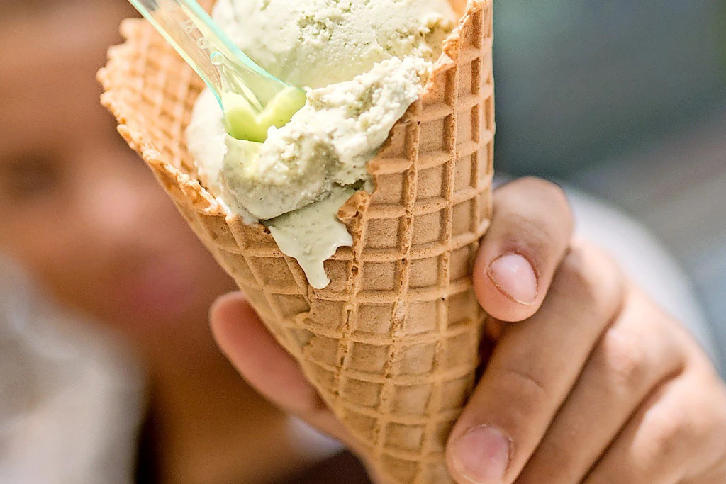 Eisdiele aus Rostock setzt auf Original-DDR-Softeis – und gehört jetzt zu den besten in Deutschland