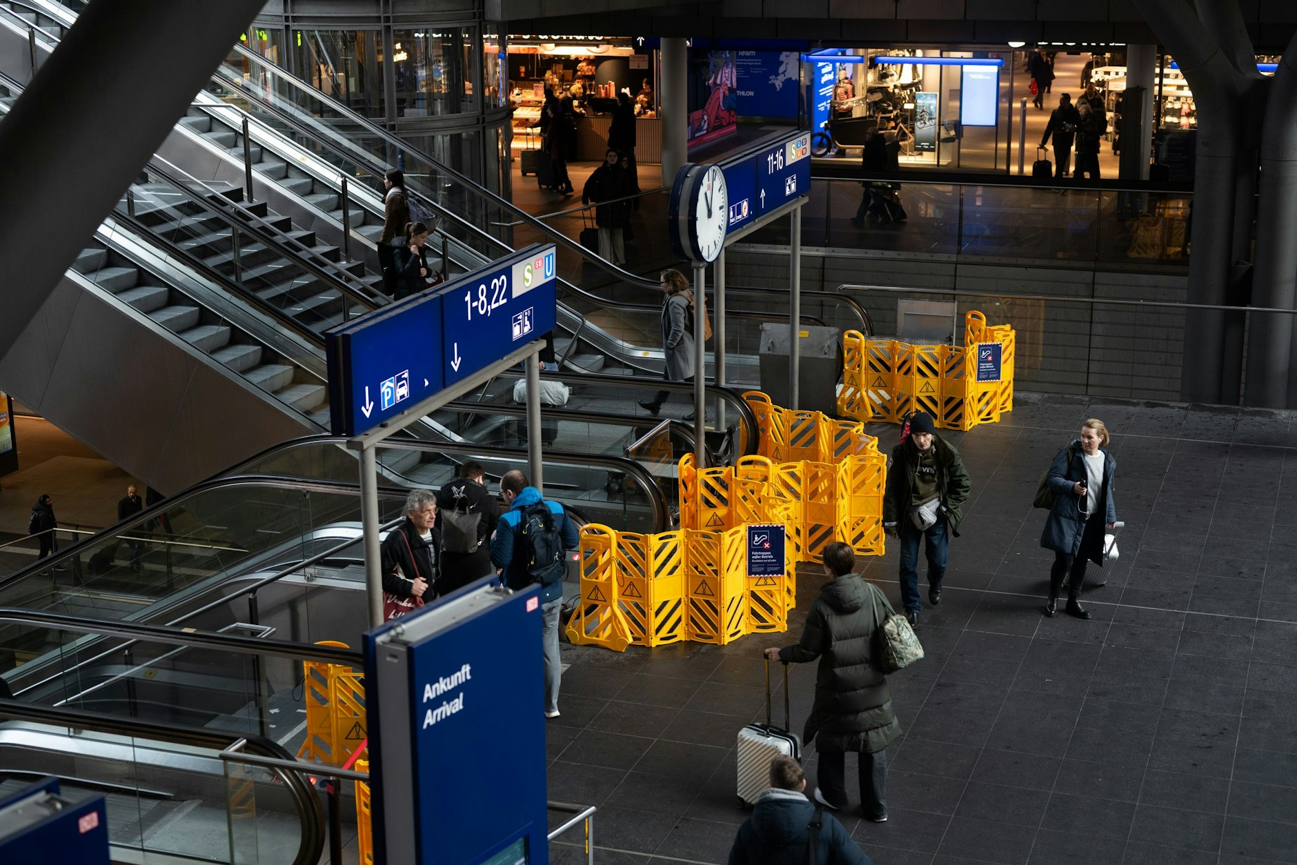 Kaputte Rolltreppen am Berliner Hauptbahnhof