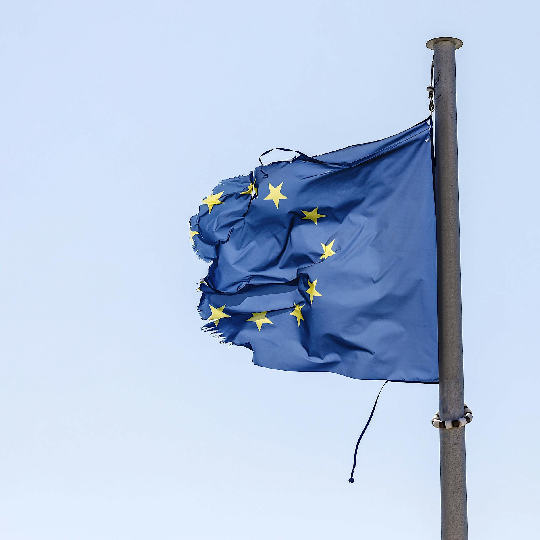 EU ignoriert eigene Urteile: Trotz Niederlage bleiben Sanktionen bestehen – Berlin schweigt