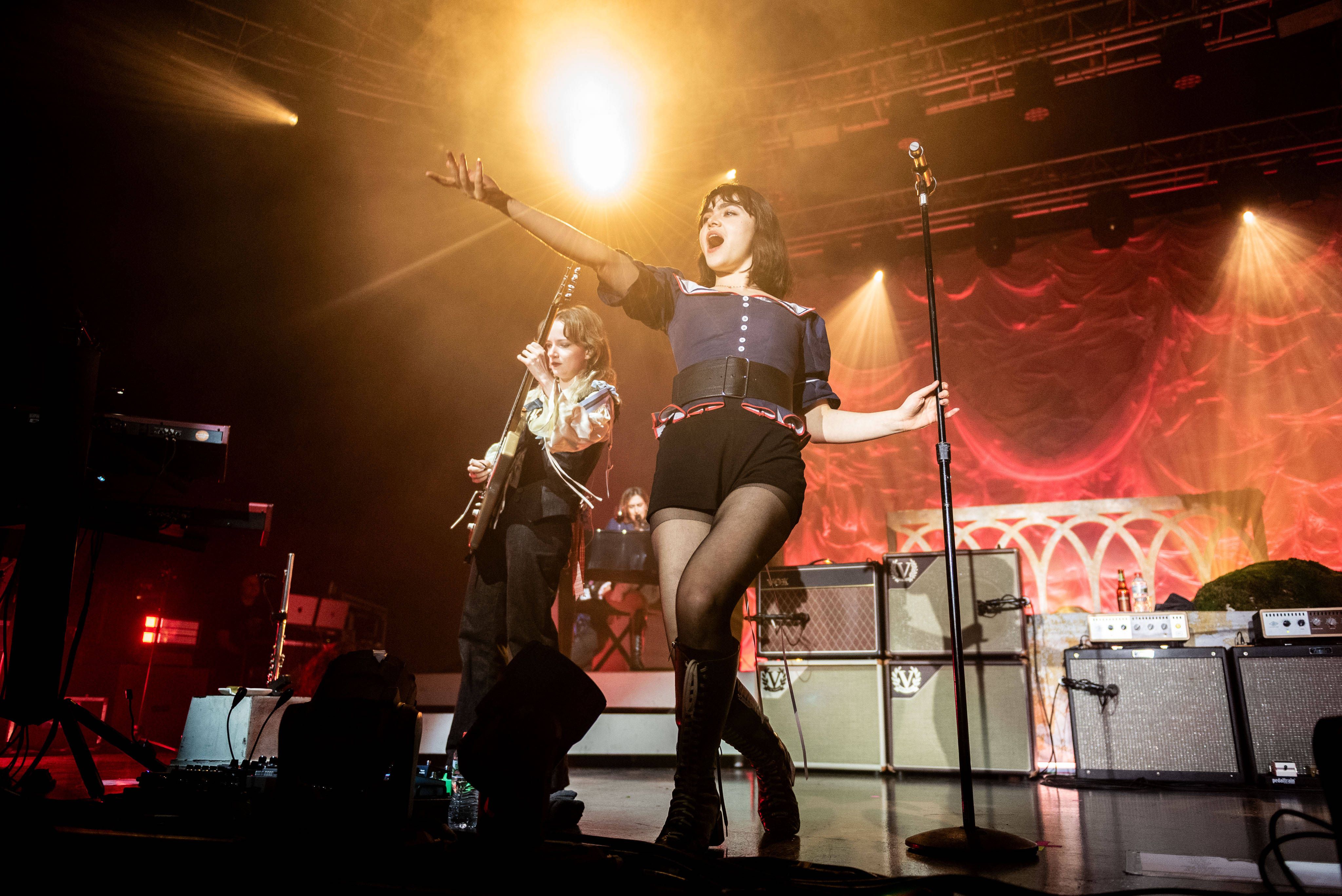 The Last Dinner Party in Berlin: Merkt euch diese fünf Frauen gut!