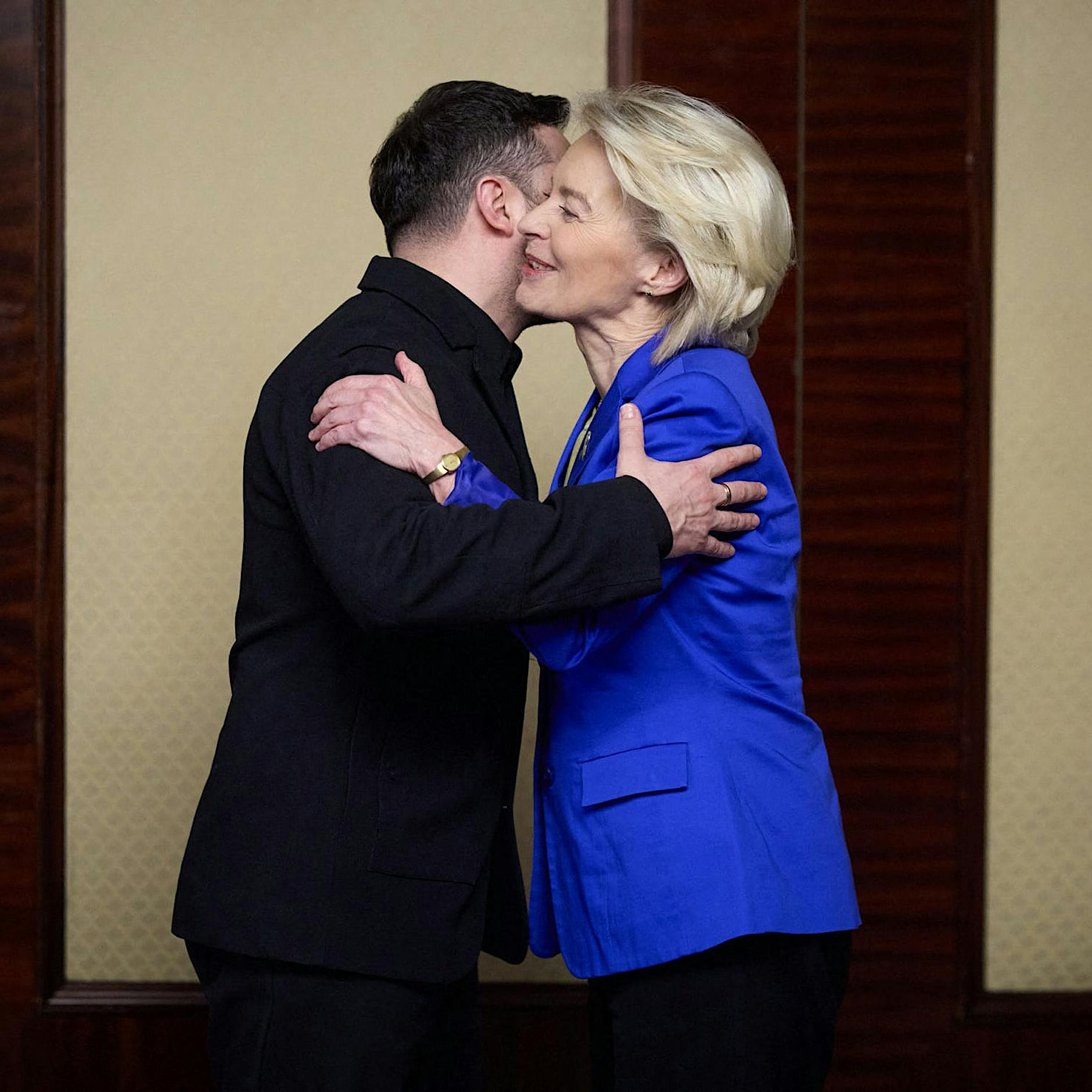 Ungarn hin oder her: Von der Leyen verspricht Ukraine 90-Milliarden-Hilfen