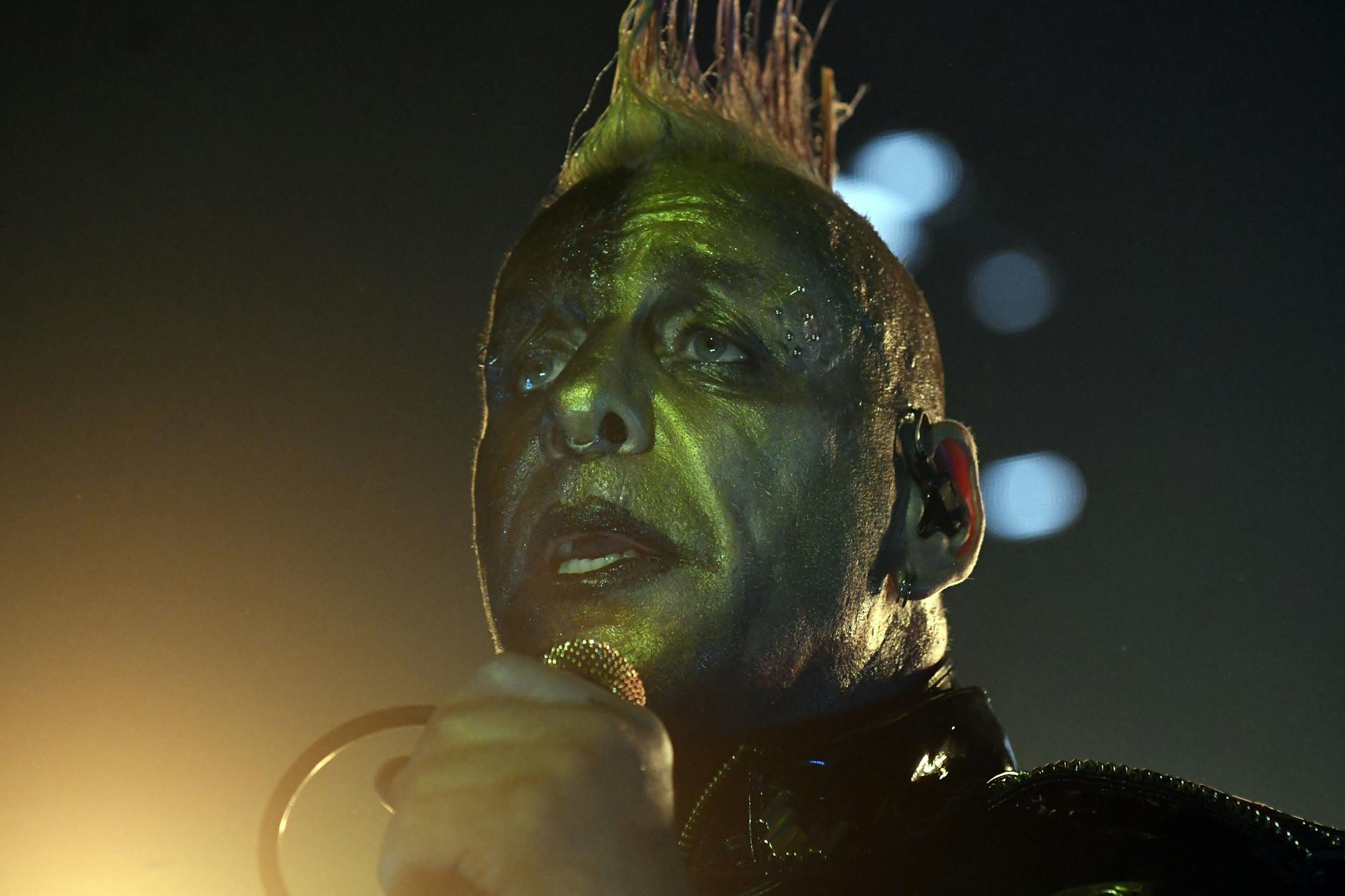 Till Lindemann in der Leipziger Quarterback-Arena.