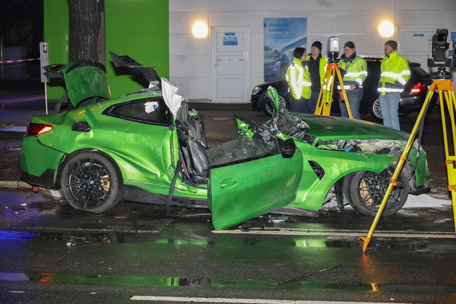 Tragischer Unfall in Mariendorf: BMW-Fahrer stirbt bei Horror-Crash!