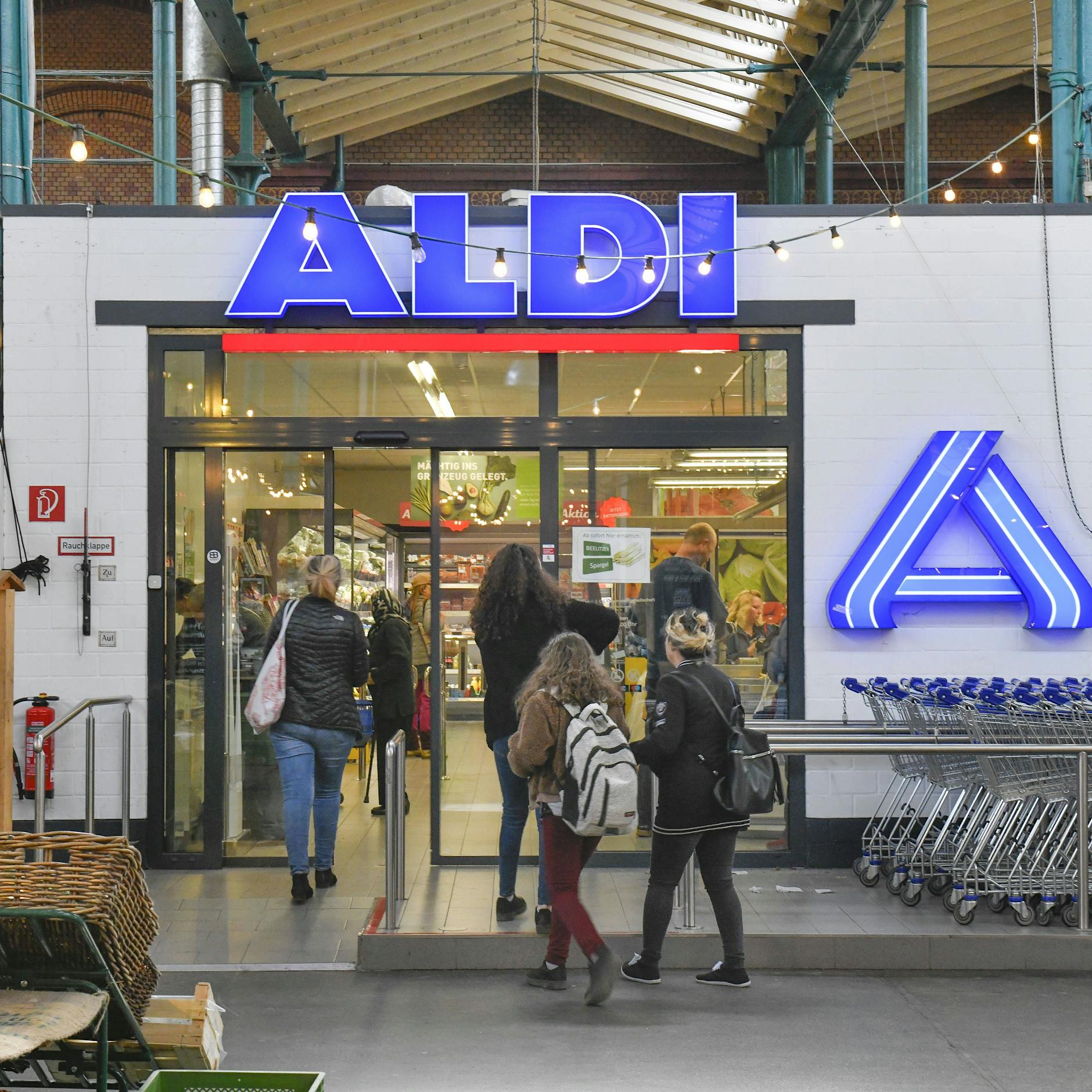 Aldi verkauft jetzt dieses Trendgetränk für nicht mal 2 Euro!