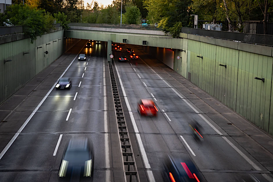 Der Tunnel Flughafen Tegel auf der A111 ist kurzfristig gesperrt.