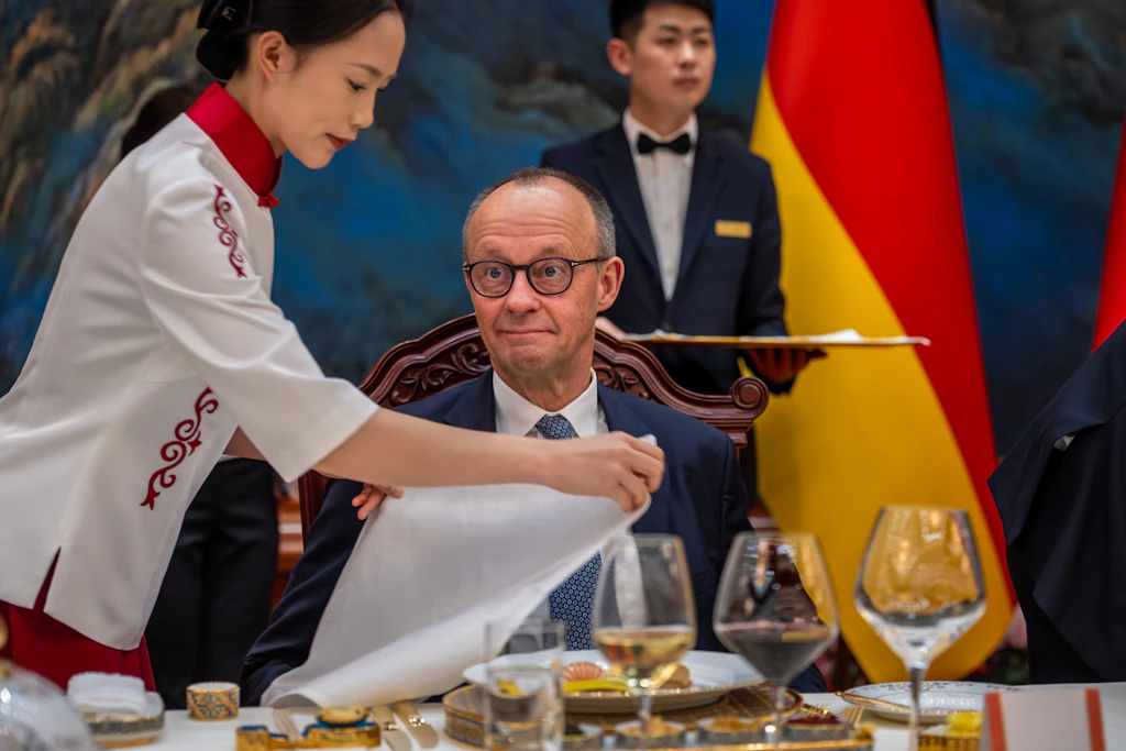 Premiere in Peking: Kann der Kanzler China?