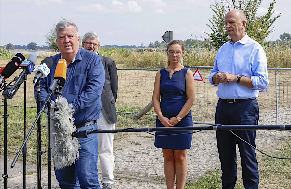 Der Landrat des Kreises&nbsp;Märkisch-Oderland, Gernot Schmidt (SPD), hat die Bürgermeisterwahl nach dem Verdacht der massiven Wahlmanipulation annulliert.