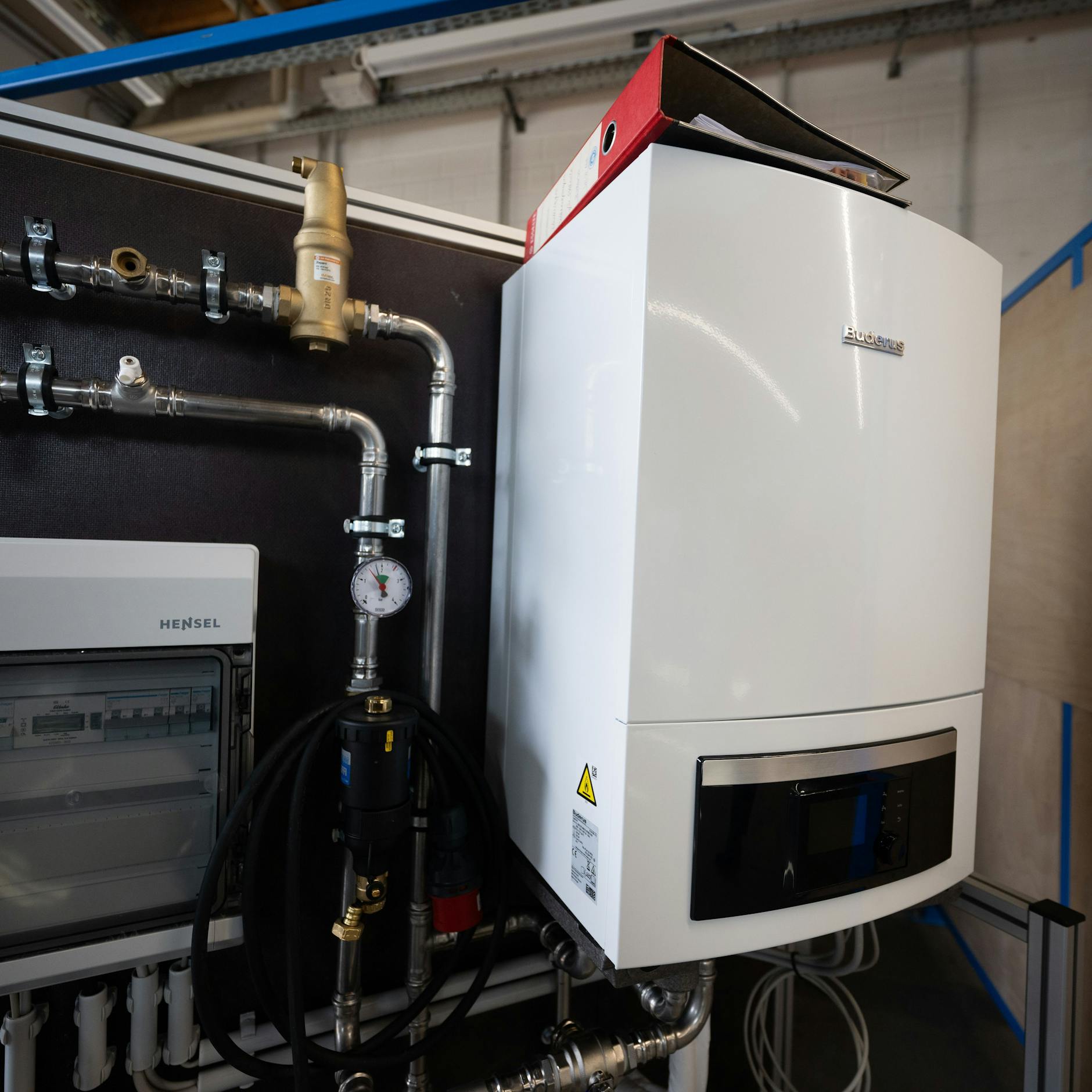 Image - Merz-Regierung kippt Habecks Heizungsgesetz: Was passiert mit meiner Gasheizung?