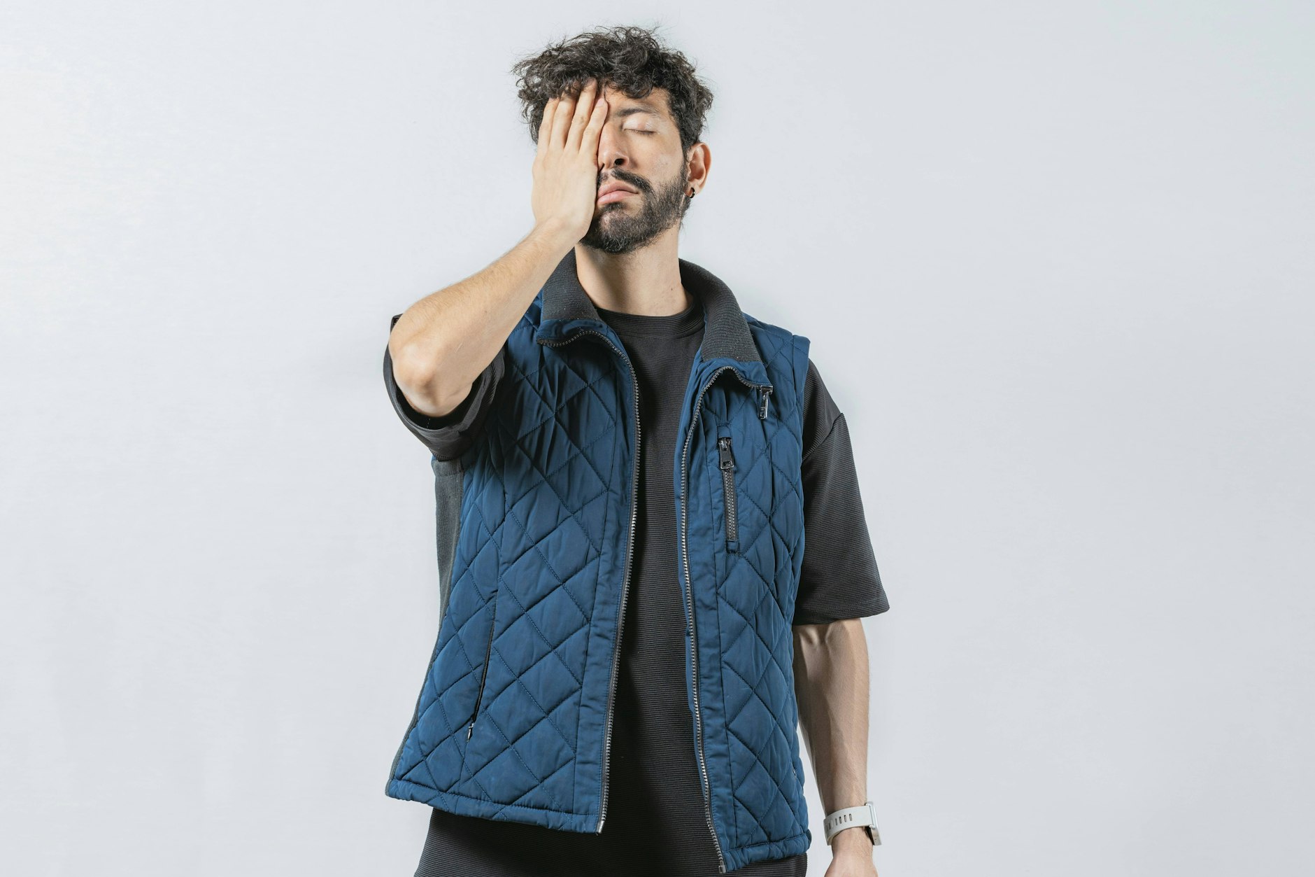 (Symbolfoto) Der Fall eines britischen Mannes zeigt, wie schnell man in finanzielle Not rutschen kann, obwohl man gut verdient hat.