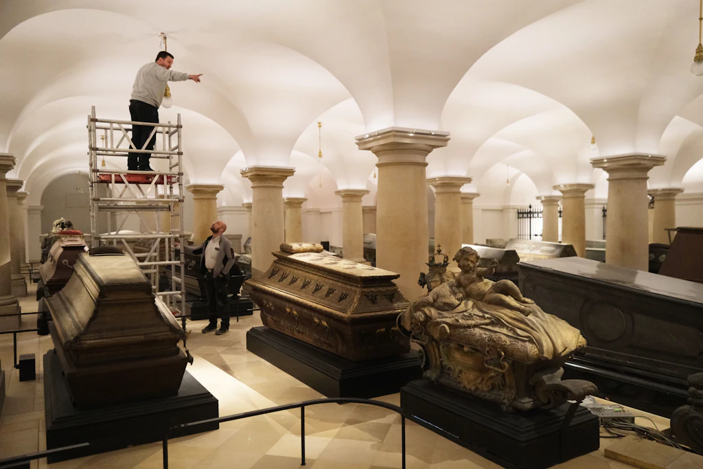 Hohenzollerngruft im Berliner Dom saniert: Särge voller Macht