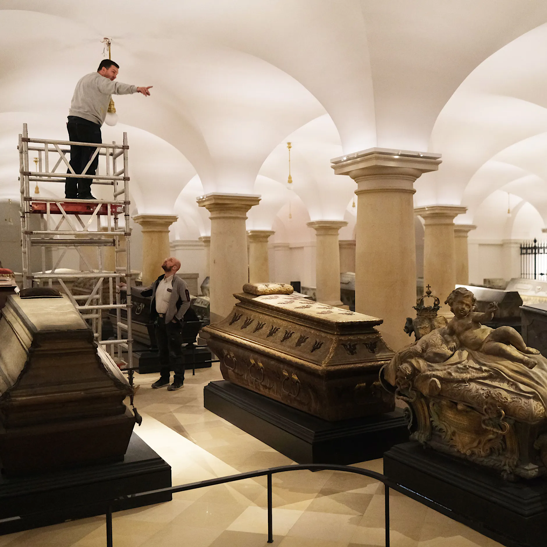 Hohenzollerngruft im Berliner Dom saniert: Särge voller Macht