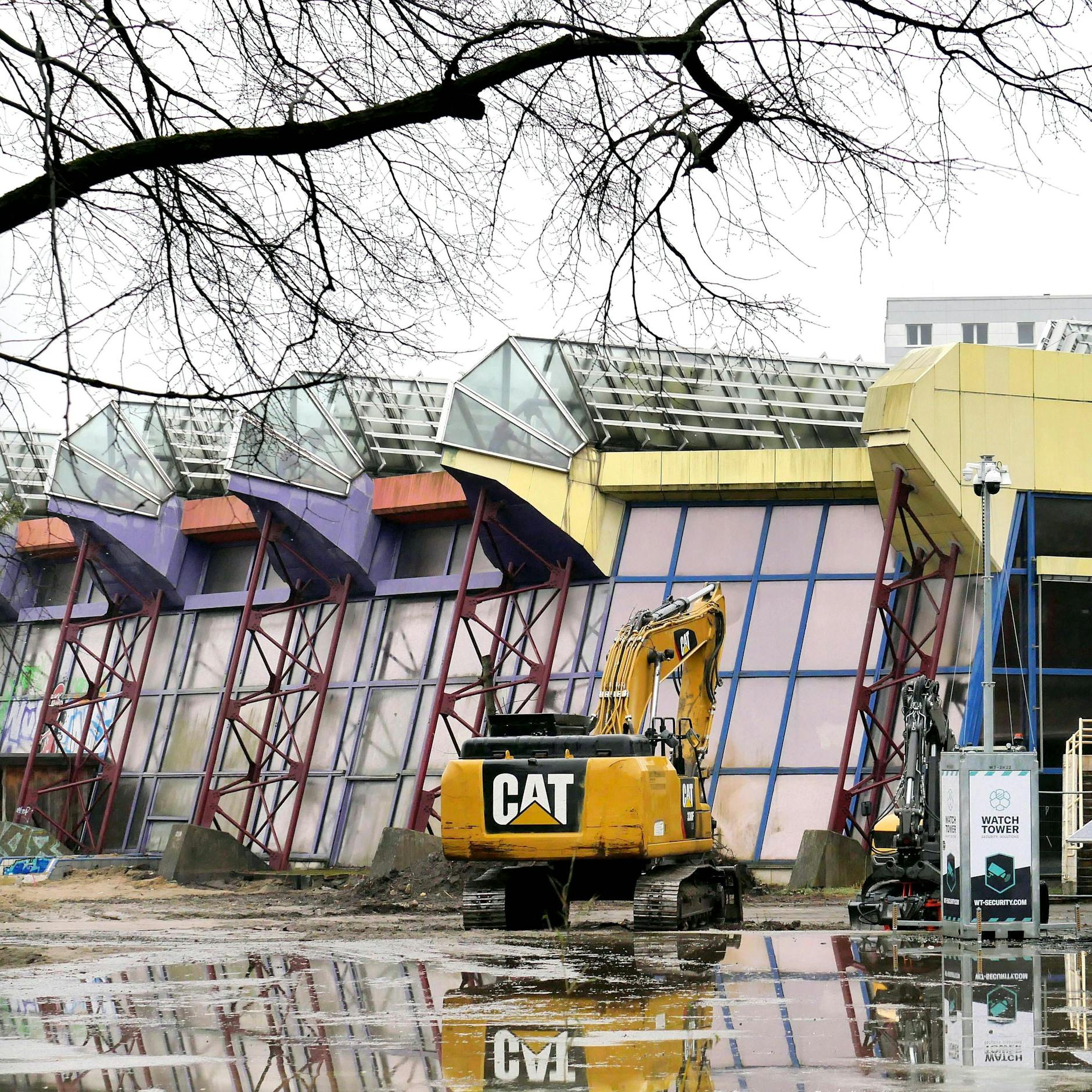 Image - Abriss des SEZ aufgehalten! Bezirksamt erklärt Baustopp