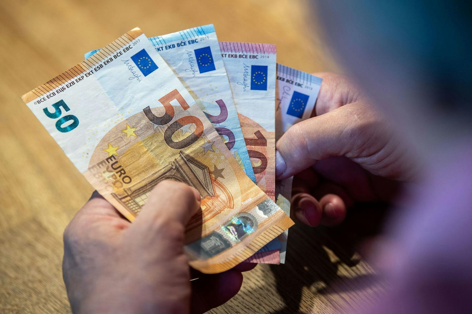 Weniger Rente für Millionen Deutsche – wegen Krankenkasse!