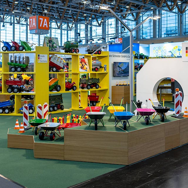 Traditions-Spielzeughersteller vor dem Aus: Das hat Rolly Toys ruiniert