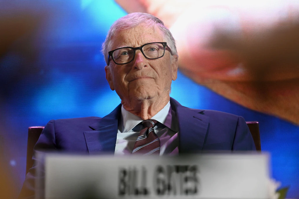 Bill Gates hat sich erneut zu seinen Verbindungen zu Jeffrey Epstein geäußert.