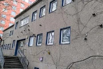 So sah der „Heikonaut“ vor dem Abriss aus. Zu DDR-Zeiten wurde der Bau als Kita genutzt, später wurde er als Kreativwerkstatt genutzt.