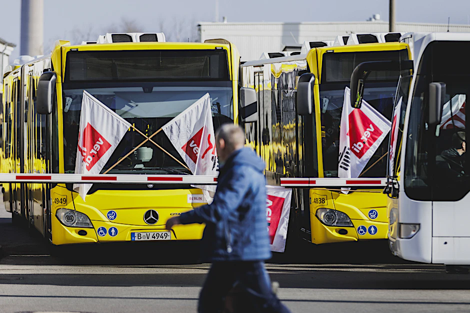 Jedes Jahr Streiks bei den Berliner Verkehrsbetrieben (BVG): Auch der Omnibus-Betriebshof Lichtenberg ist betroffen. Am 27. und 28. Februar 2026 steht die nächste Arbeitsniederlegung an.