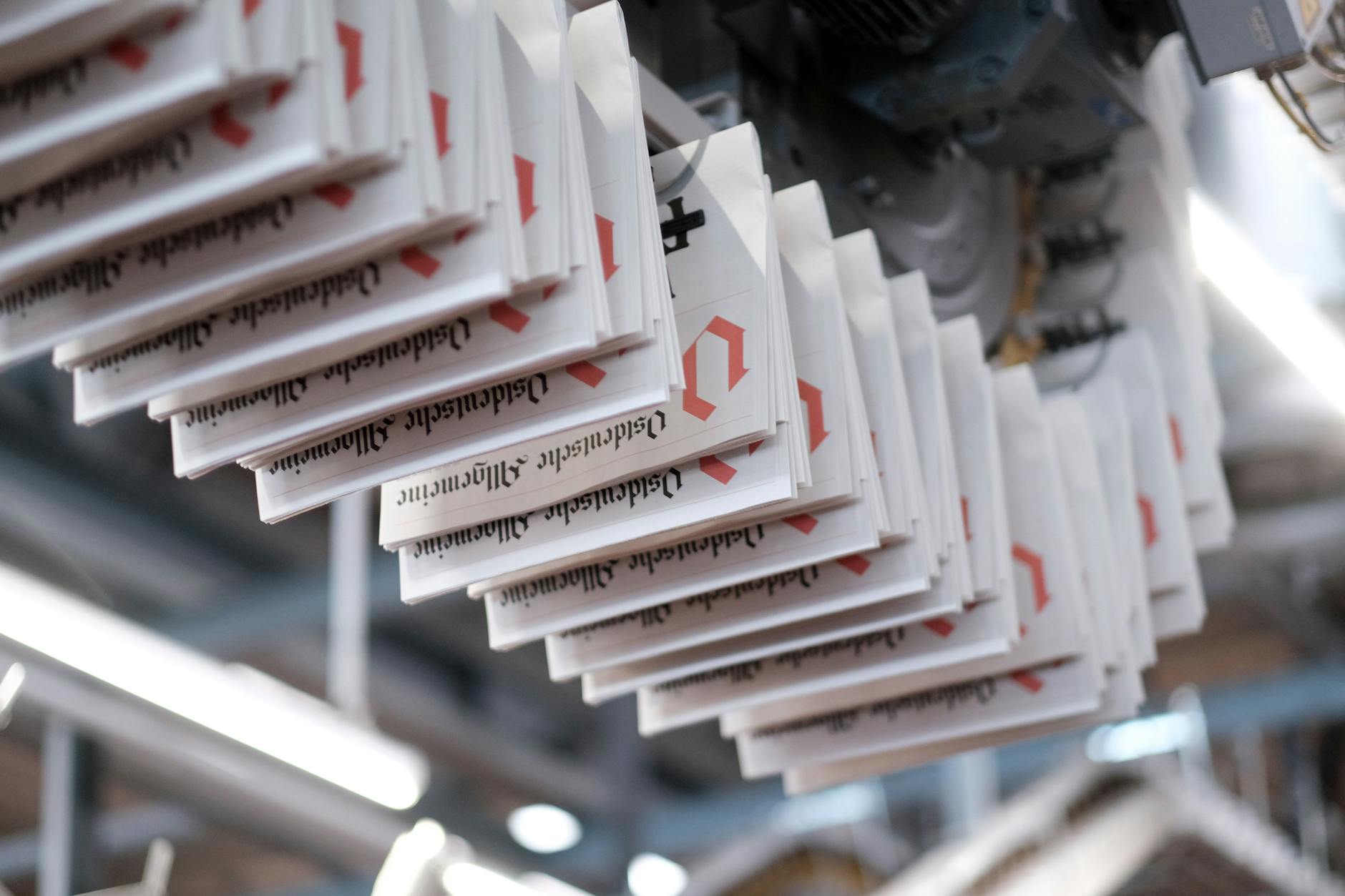 Diskurs: Haben wir eine These, also eine eigene Meinung, so stellen wir uns einer möglichen Antithese des anderen.