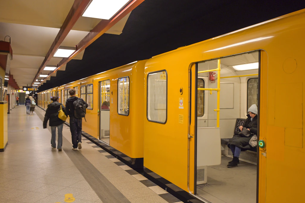 Die U9 hält ab dem 2. März auch wieder regulär am U-Bahnhof Schloßstraße.