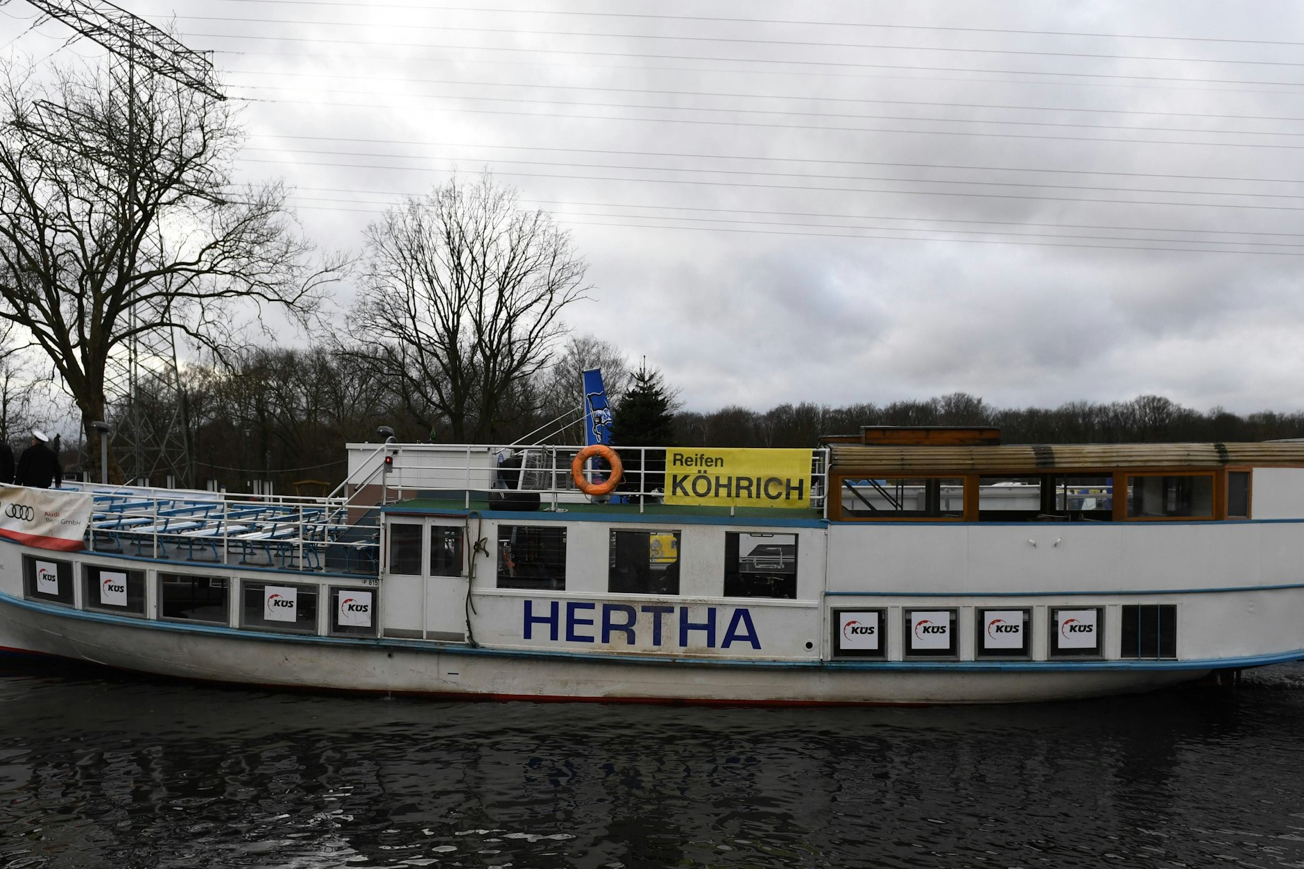 Im Dezember 2017 schipperte der Gründungsdampfer von Hertha BSC zurück nach Berlin, seit 2021 wird das Schiff in Oranienburg restauriert.
