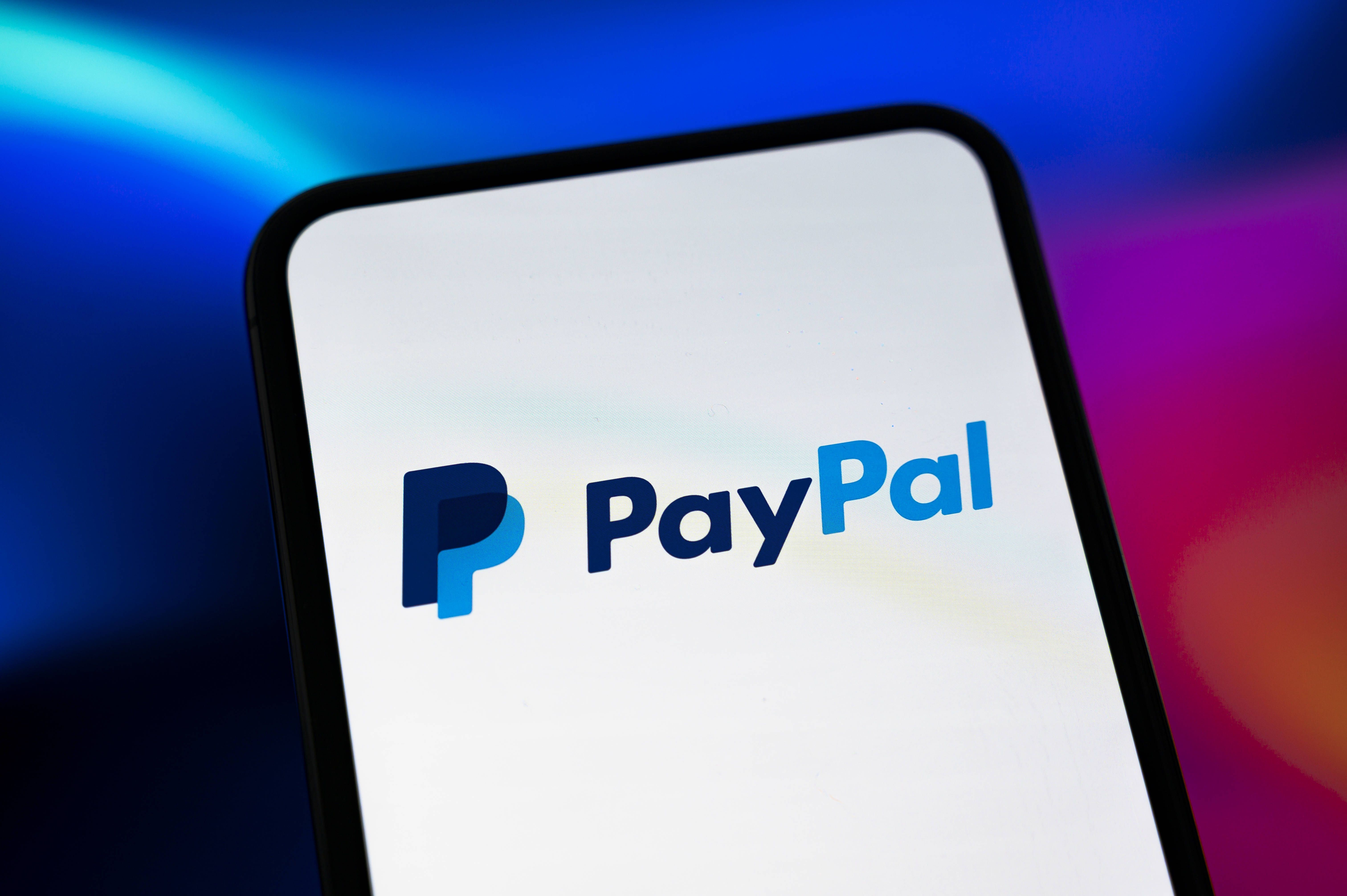 Neue Betrugsmasche bei PayPal! Kriminelle kaufen, ahnungslose Kunden zahlen