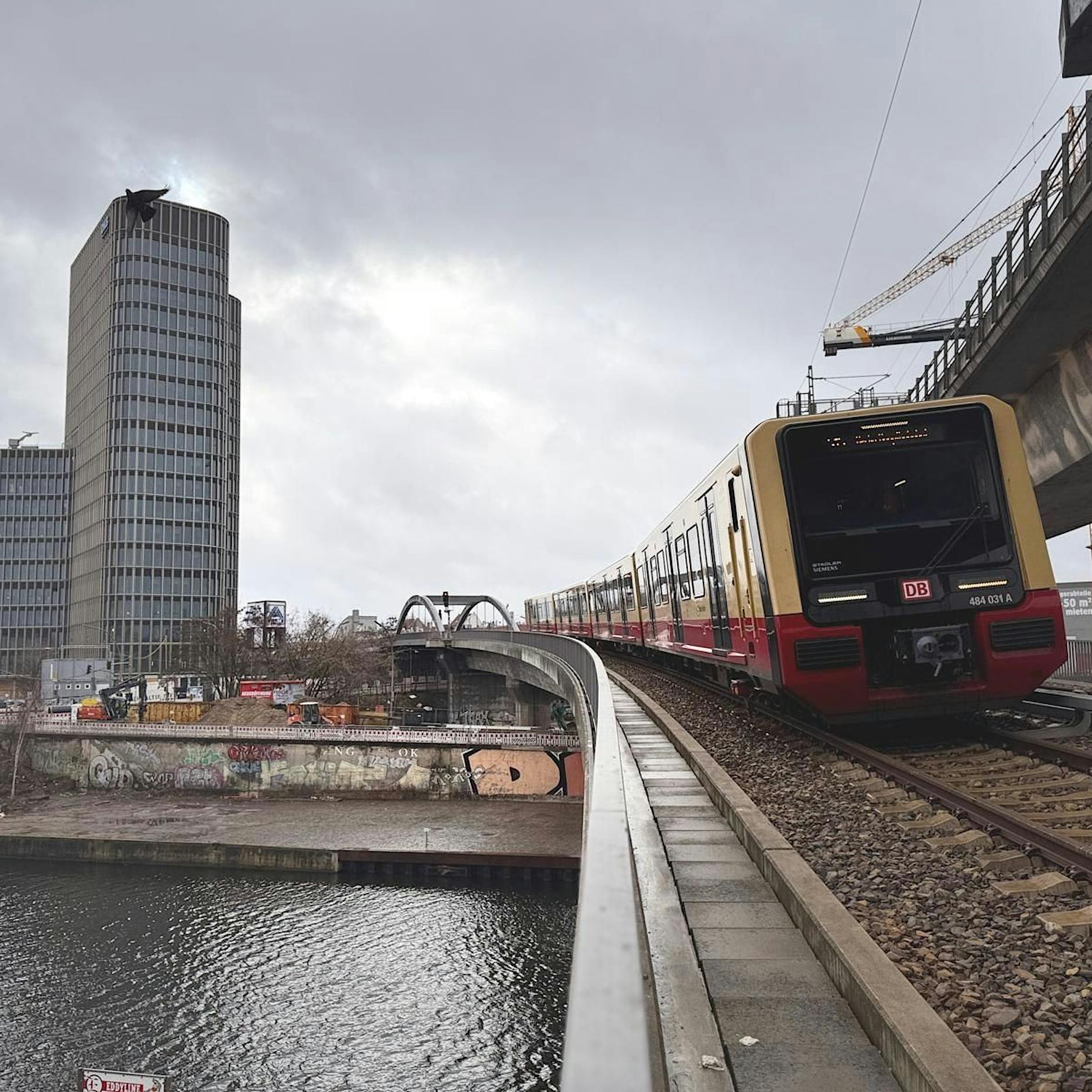 Blaues Wunder am Hauptbahnhof: Das ist die neue S-Bahn-Strecke für Berlin
