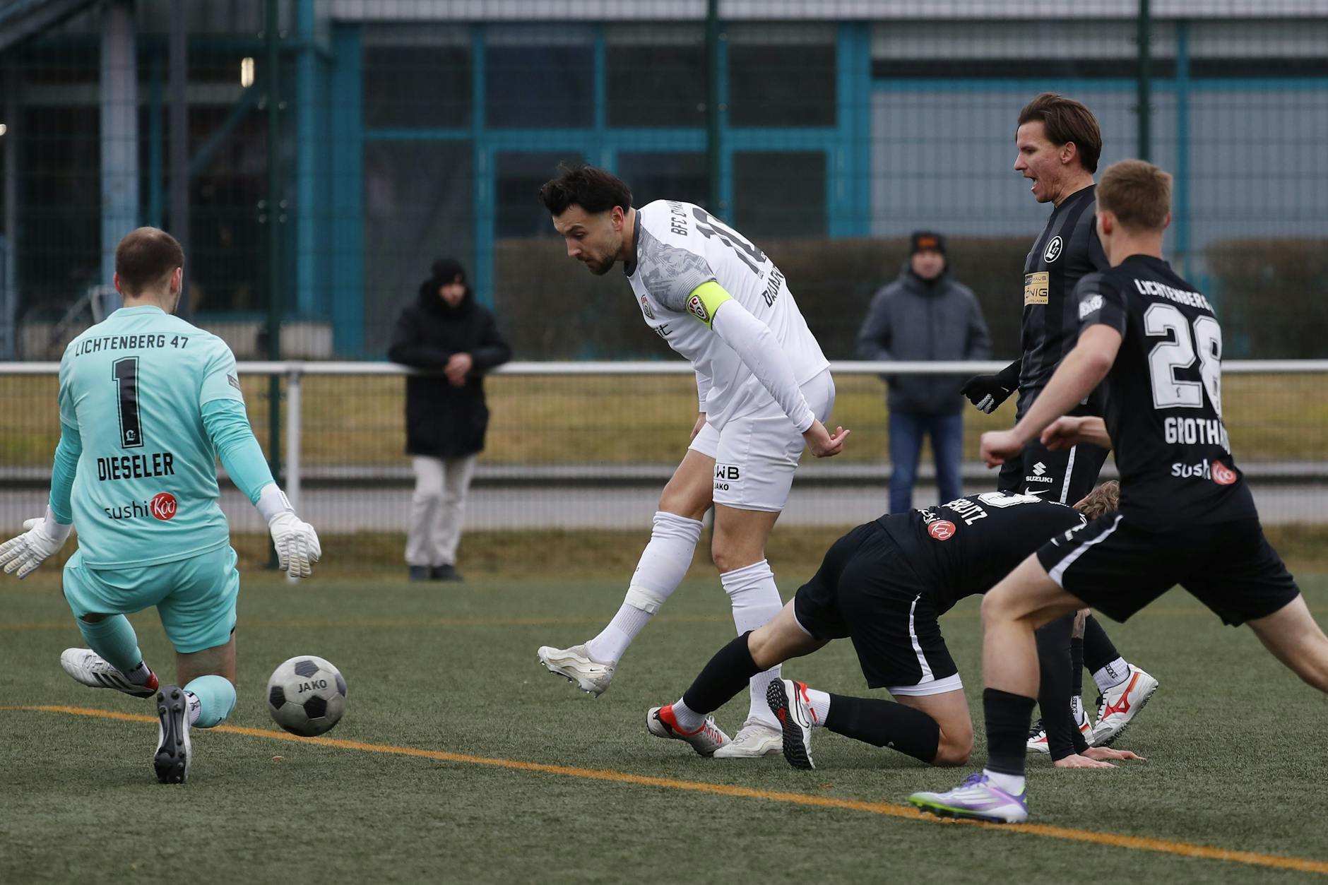 BFC-Kapitän Rufat Dadashov trifft bei der Generalprobe gegen Lichtenberg 47 zum 1:0.
