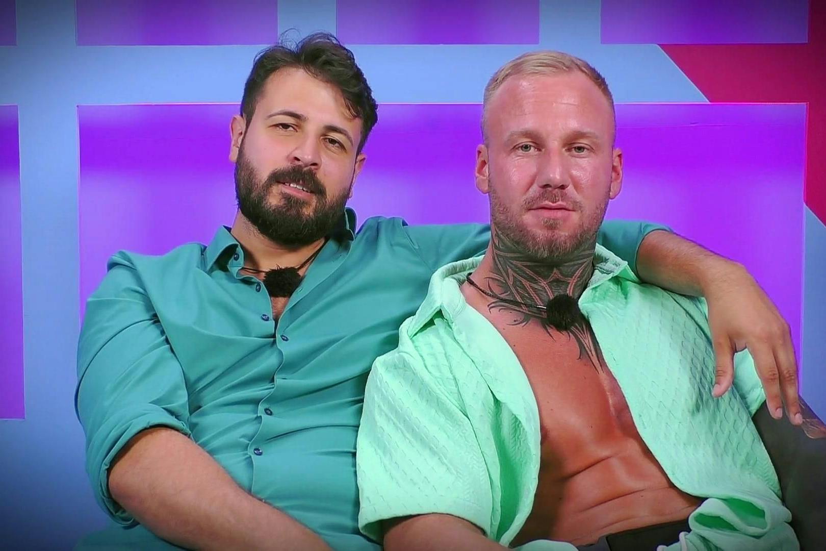 David und Johannes sind heute nicht mehr gut auf Elena Miras zu sprechen.