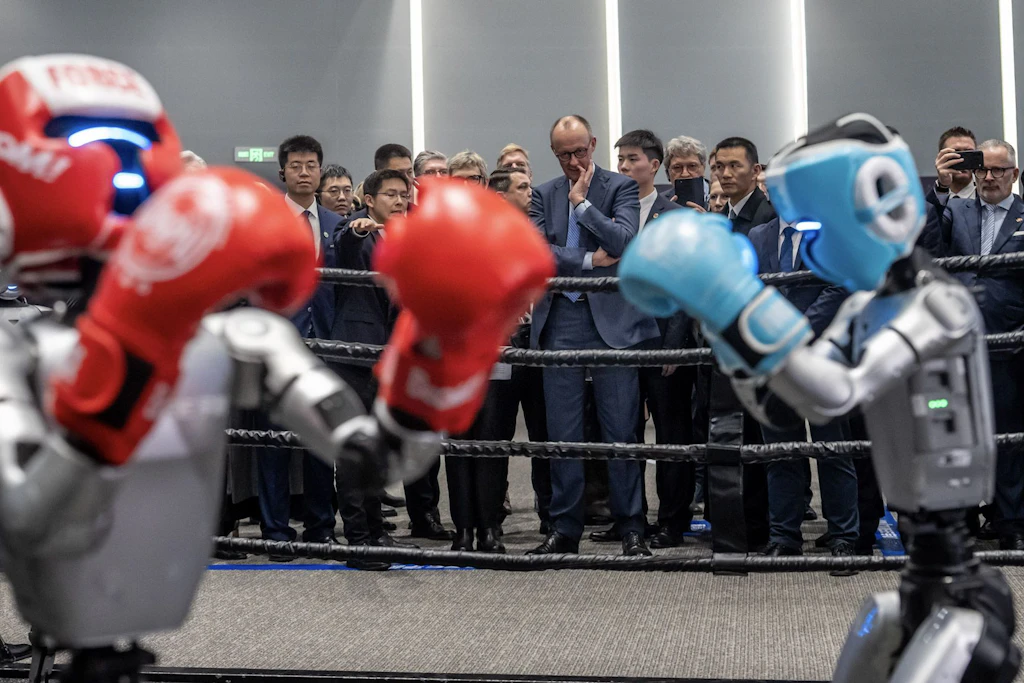 Kanzler zwischen Kampfrobotern und KI – was er in Hangzhou wirklich sah