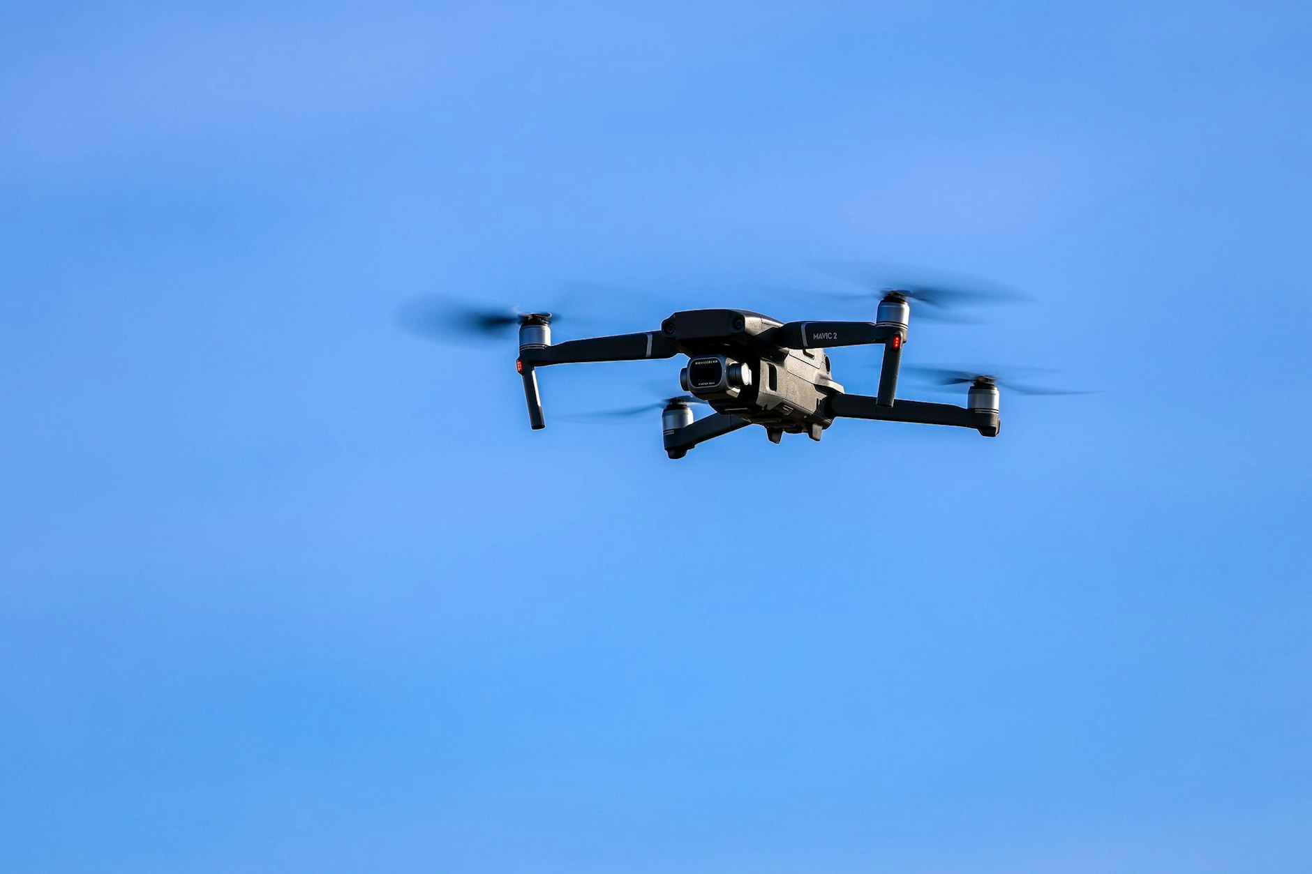 Die Zahl der Drohnenflüge über Berliner Gefägnisse ist im vergangenen Jahr sprunghaft gestiegen.