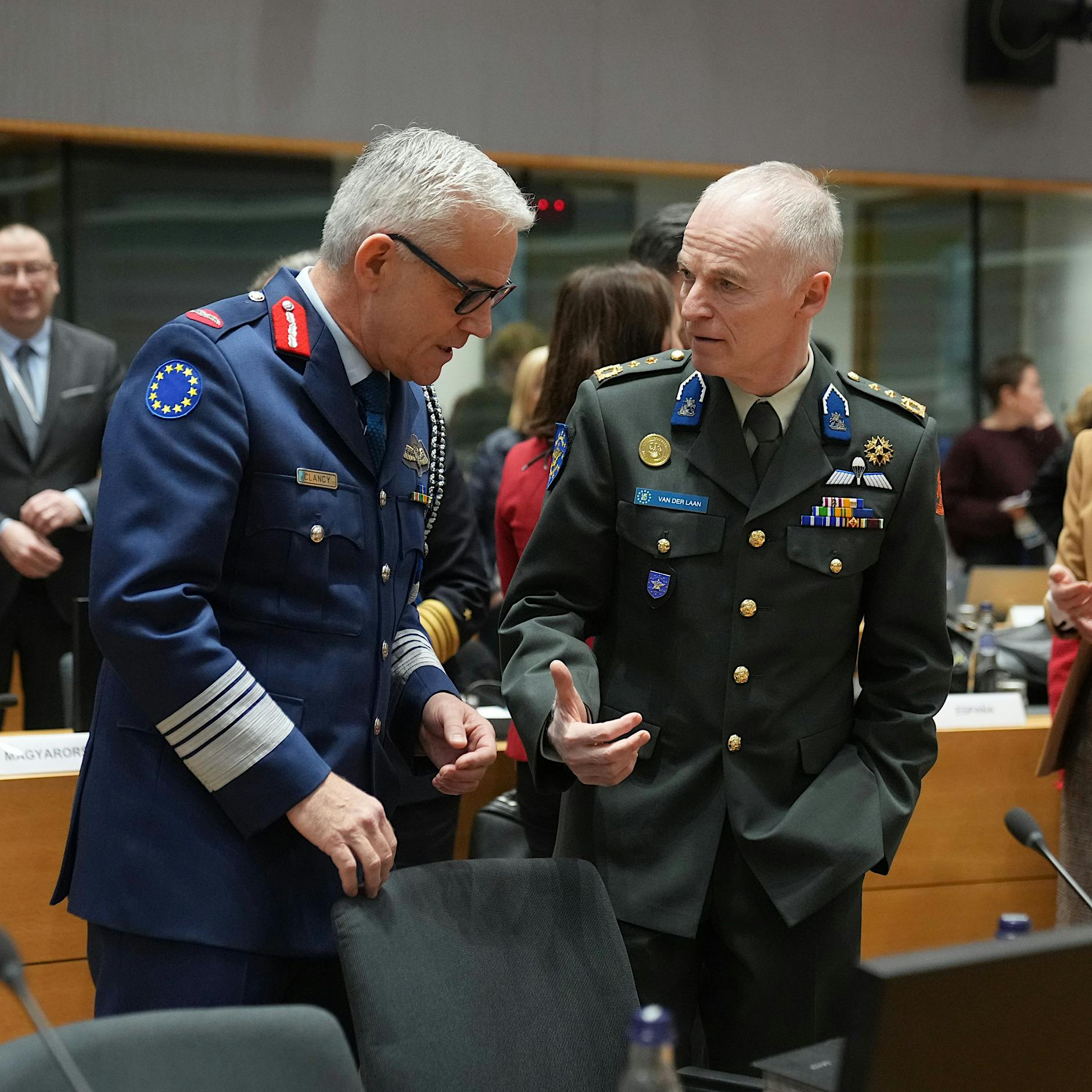 Oberster EU-General: Europäer müssen sich dem „hybriden Krieg“ Russlands stellen